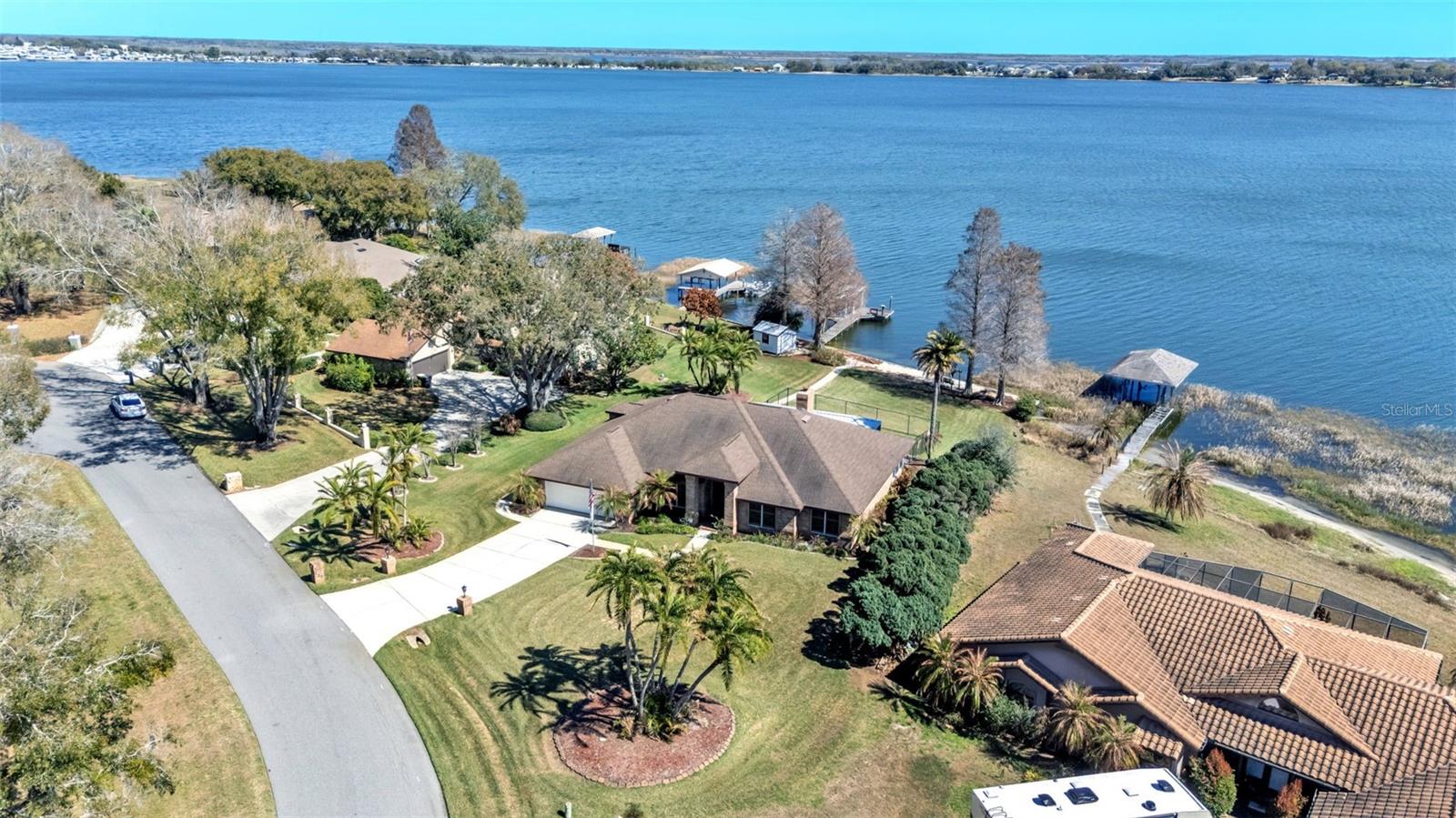 Image 3 of 72 For 122 Juliana Way