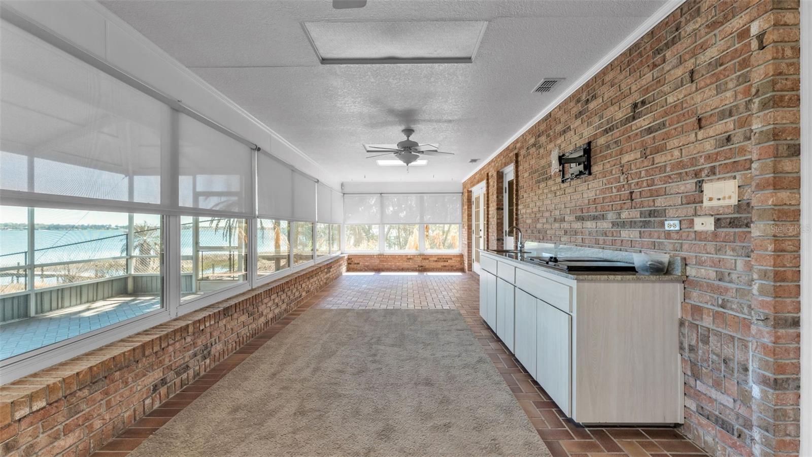 Image 55 of 72 For 122 Juliana Way