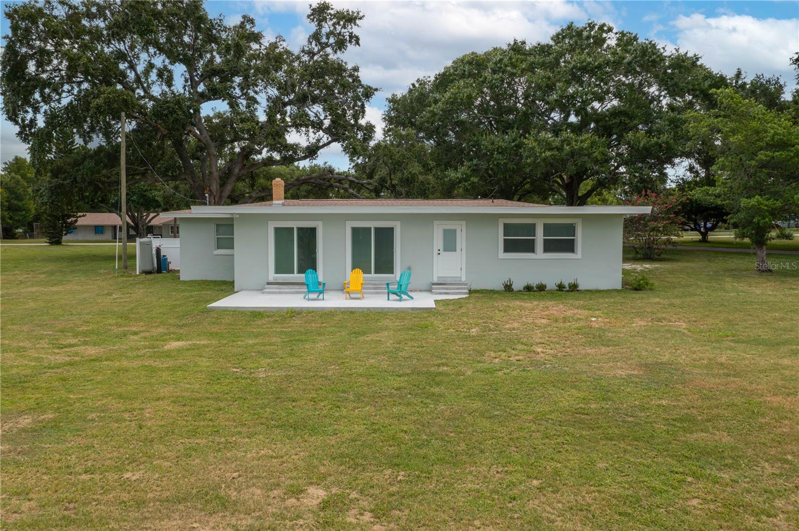 Image 11 of 27 For 21 Lake Avenue