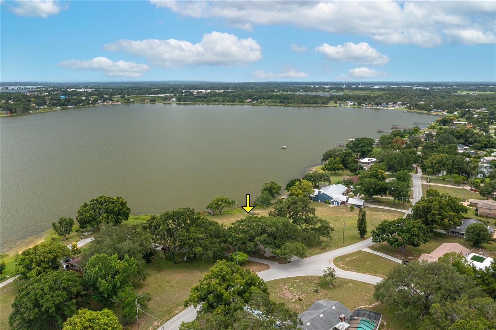 Image 6 of 27 For 21 Lake Avenue