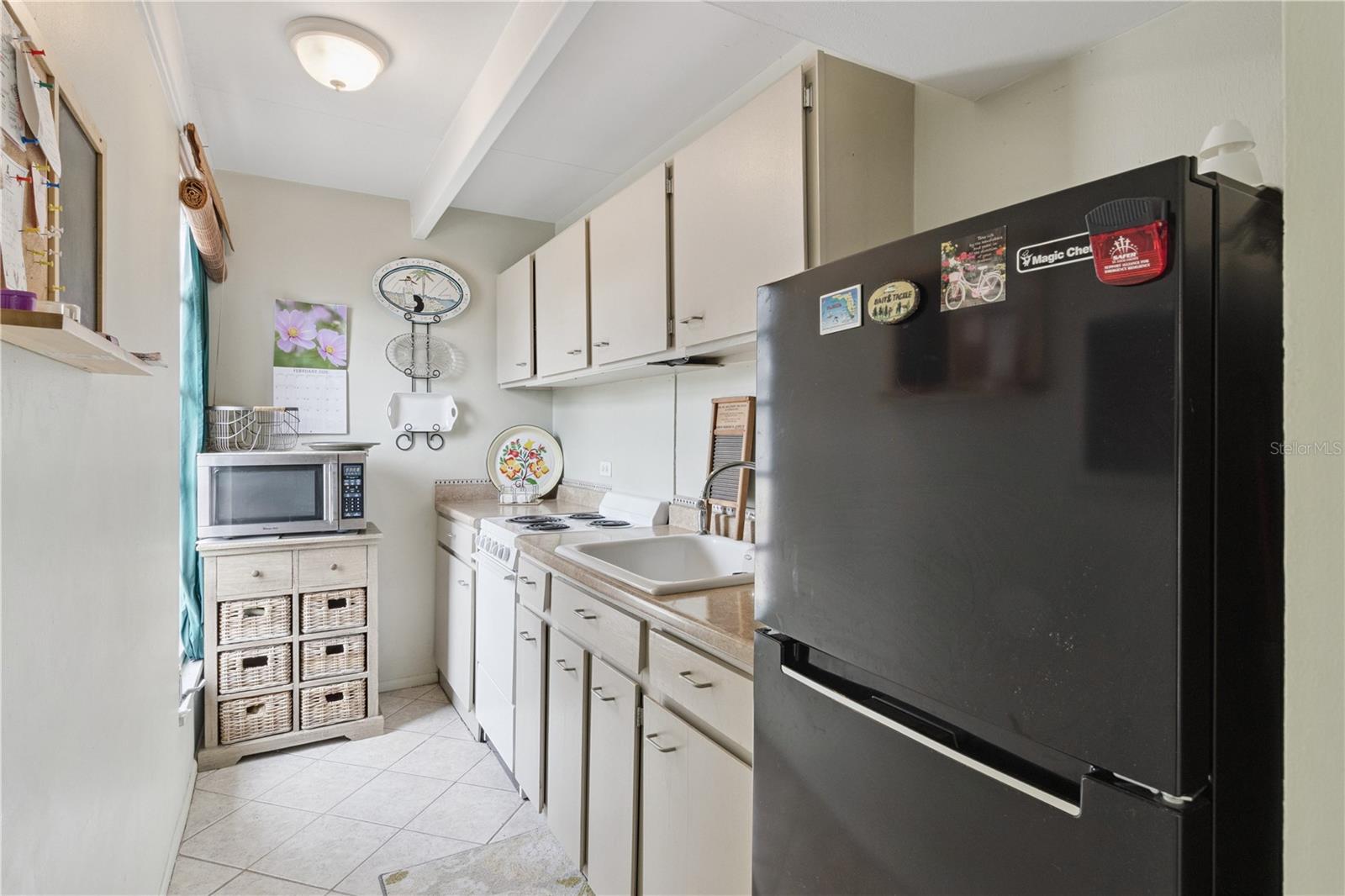 Image 10 of 57 For 1703 Club Circle