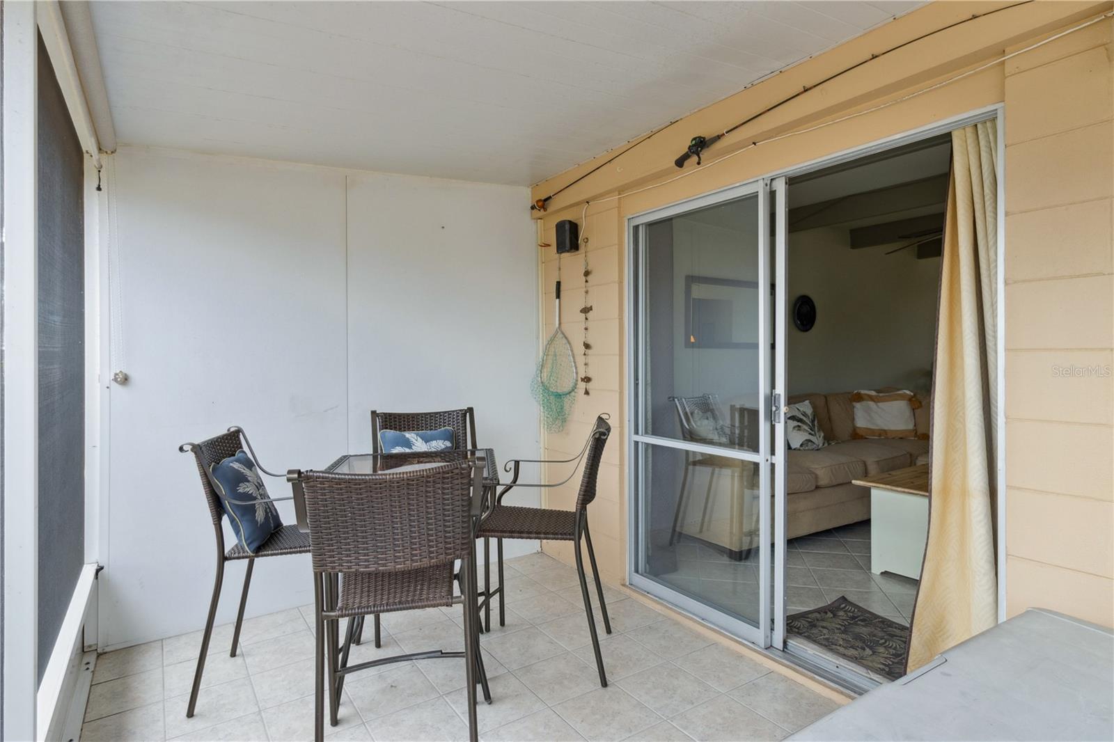 Image 16 of 57 For 1703 Club Circle