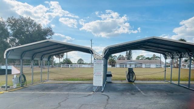 Image 26 of 57 For 1703 Club Circle