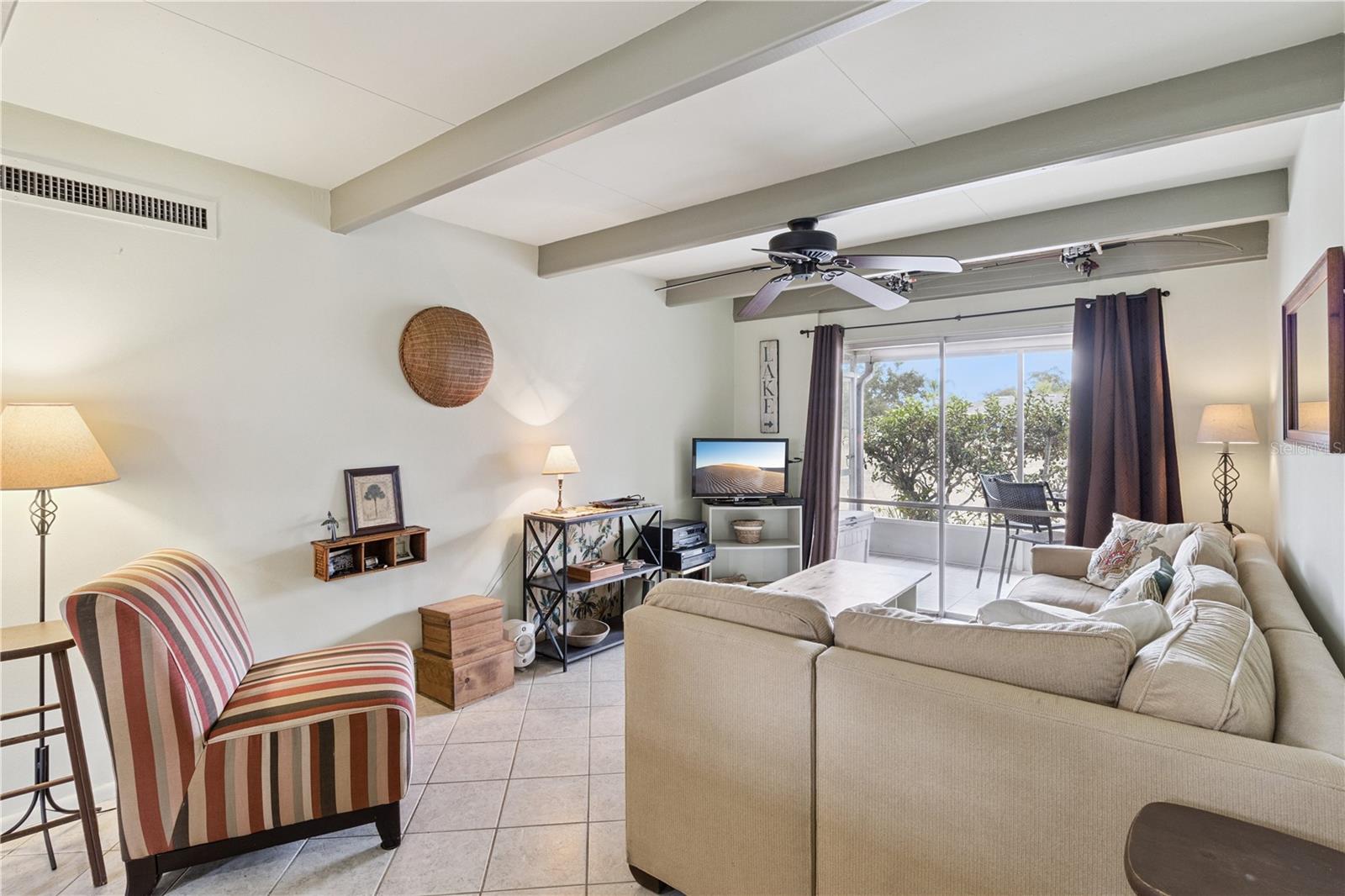 Image 3 of 57 For 1703 Club Circle