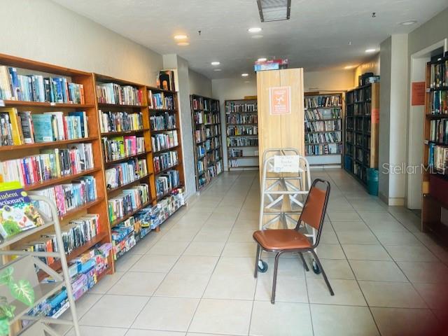 Image 30 of 57 For 1703 Club Circle