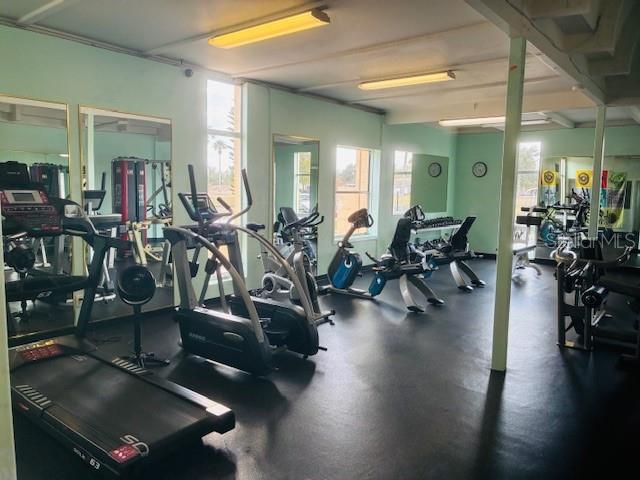 Image 32 of 57 For 1703 Club Circle