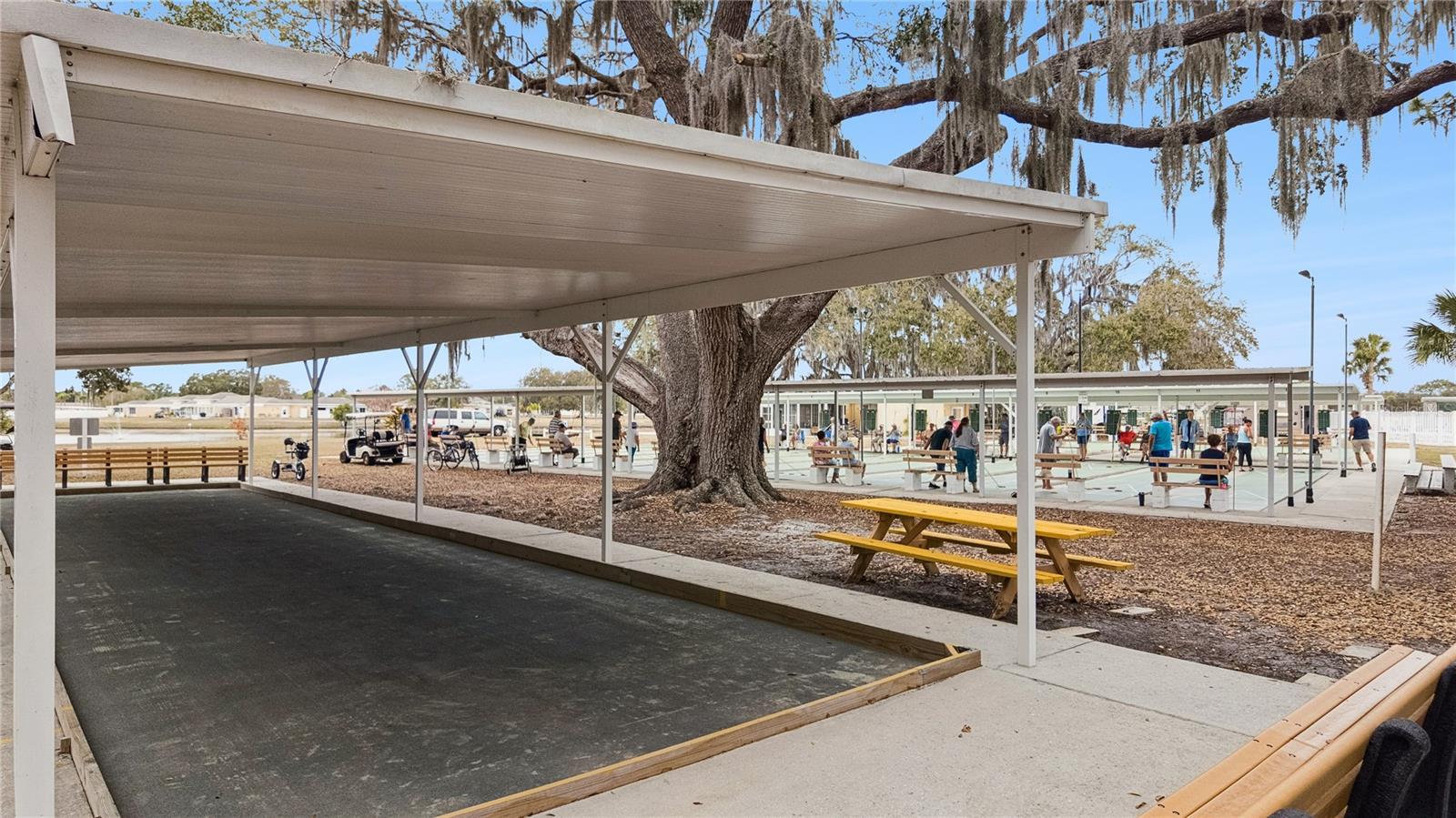 Image 39 of 57 For 1703 Club Circle