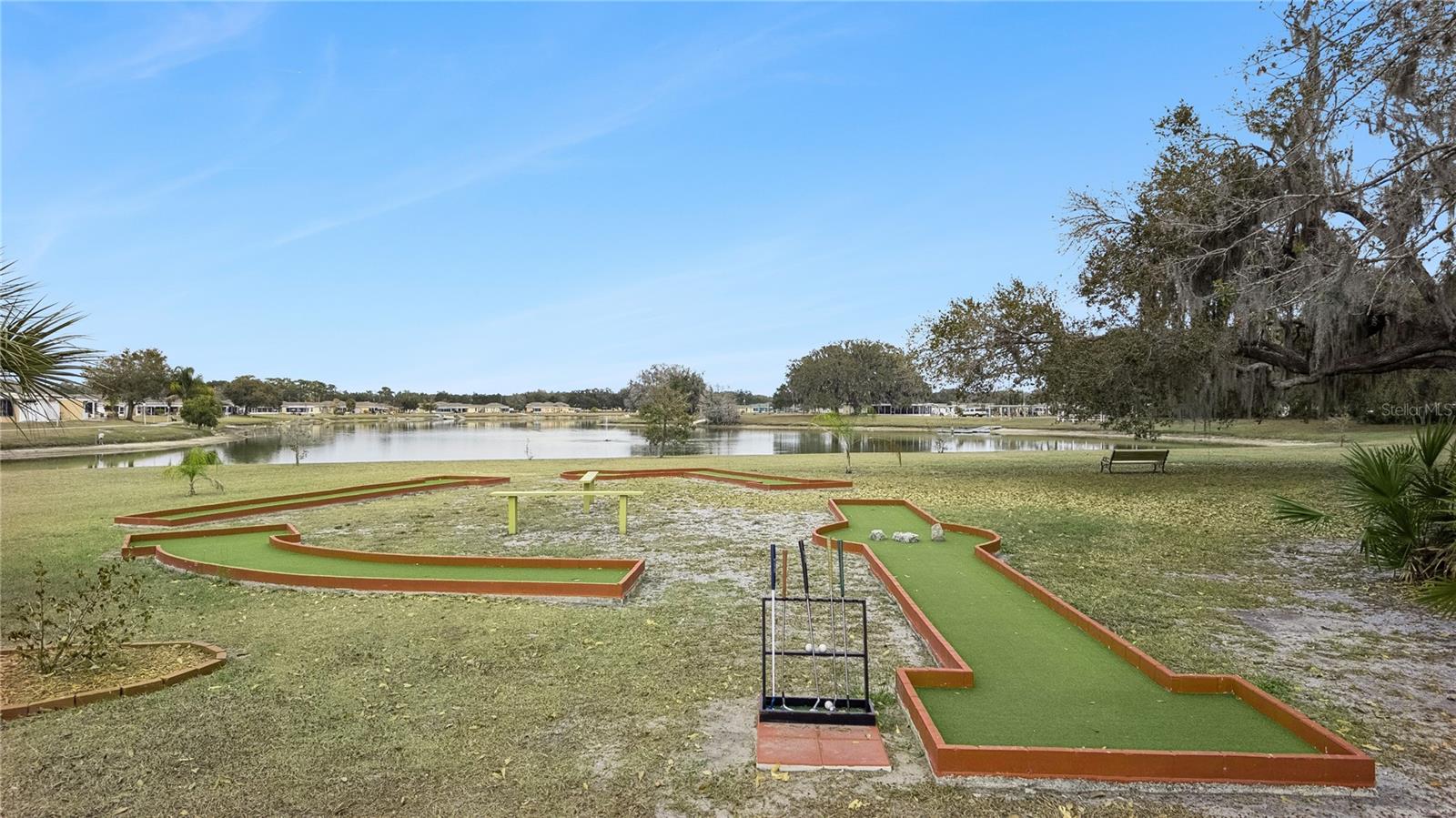 Image 46 of 57 For 1703 Club Circle