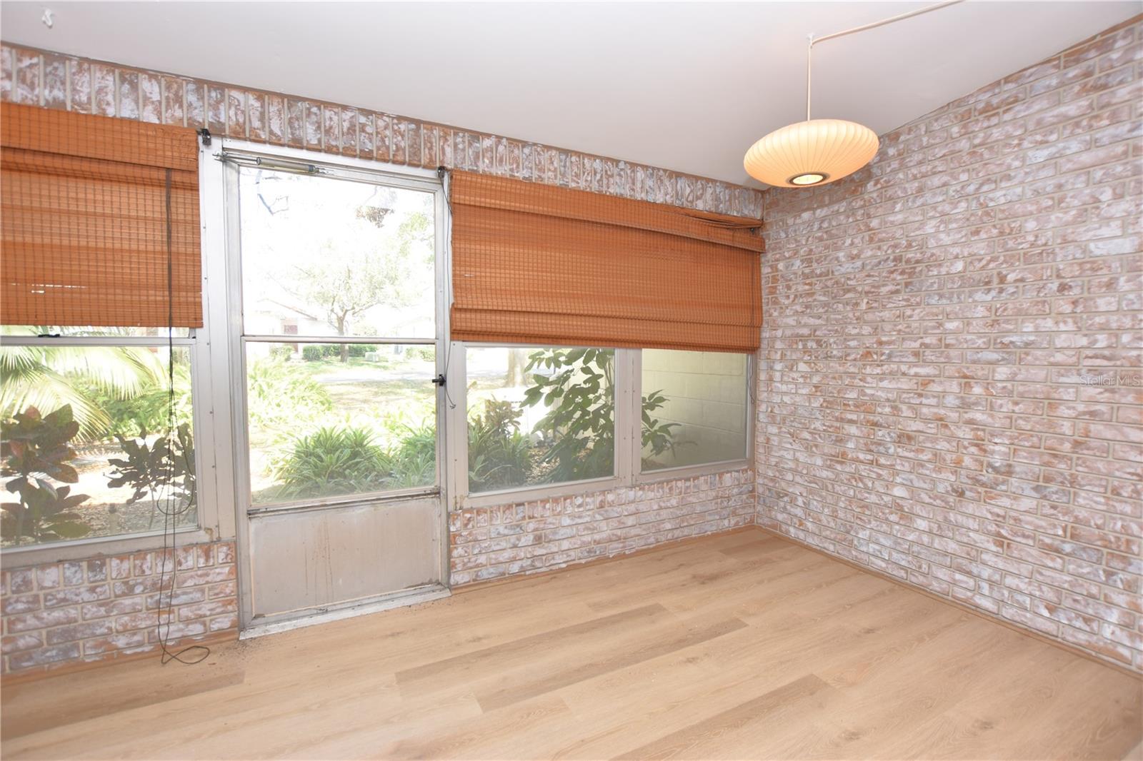 Image 28 of 36 For 2025 Sylvester Road S2