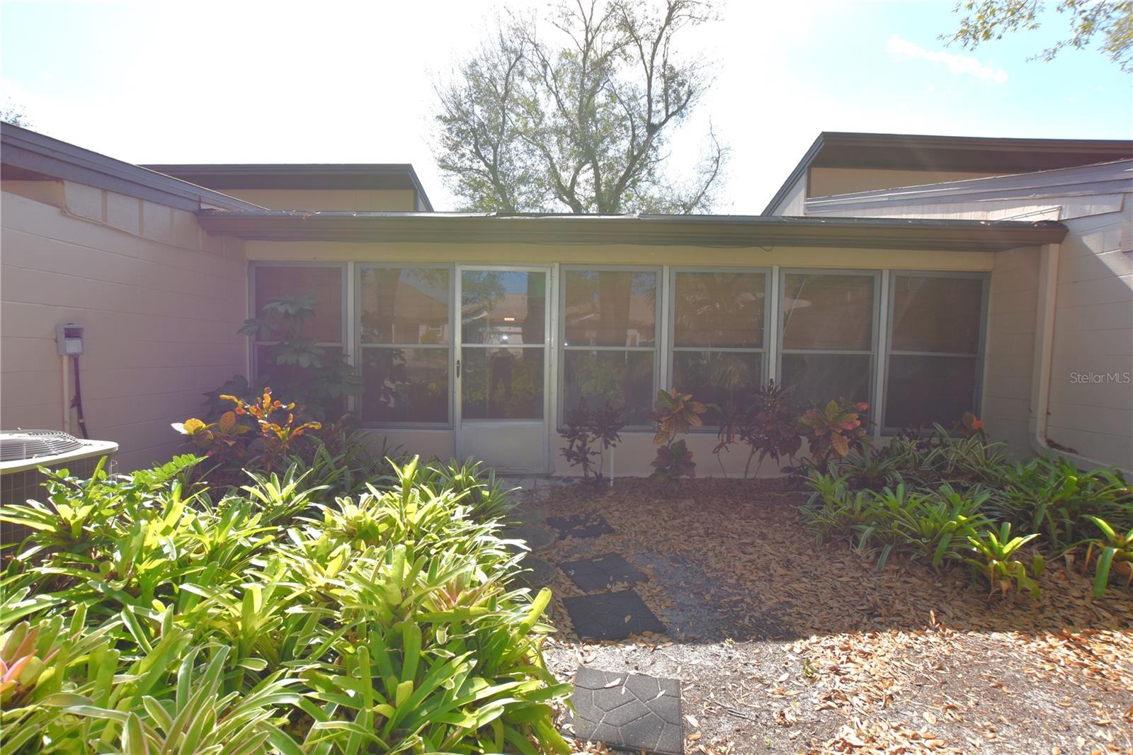 Image 32 of 36 For 2025 Sylvester Road S2