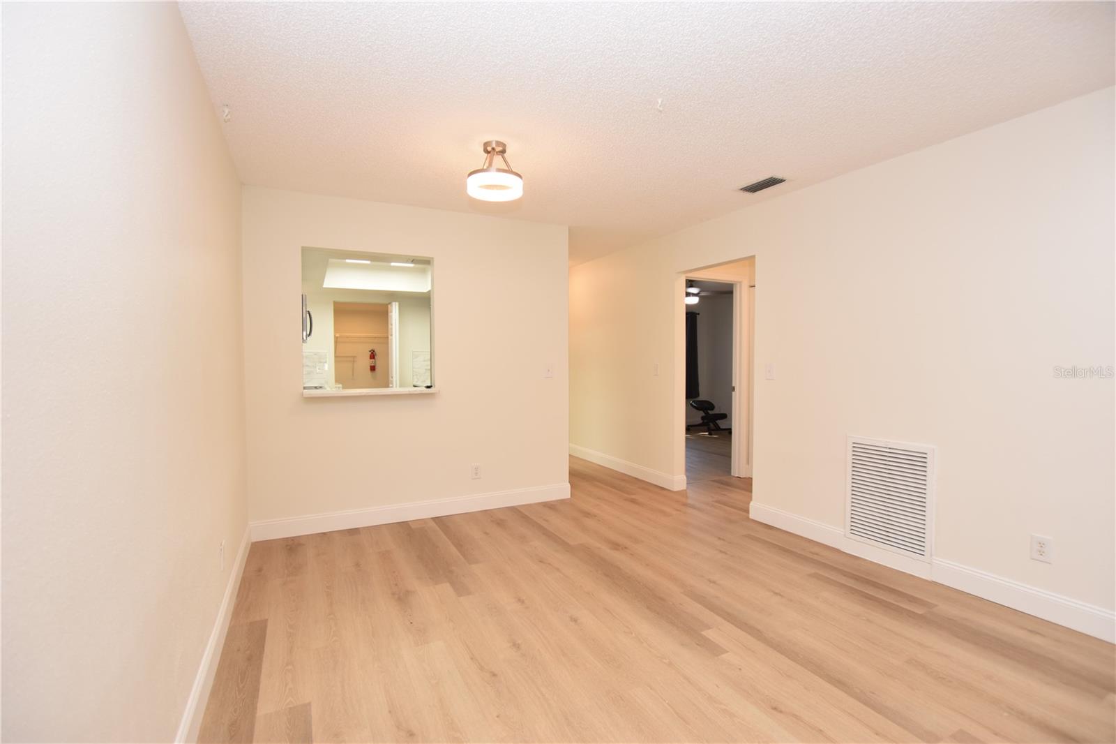 Image 9 of 36 For 2025 Sylvester Road S2