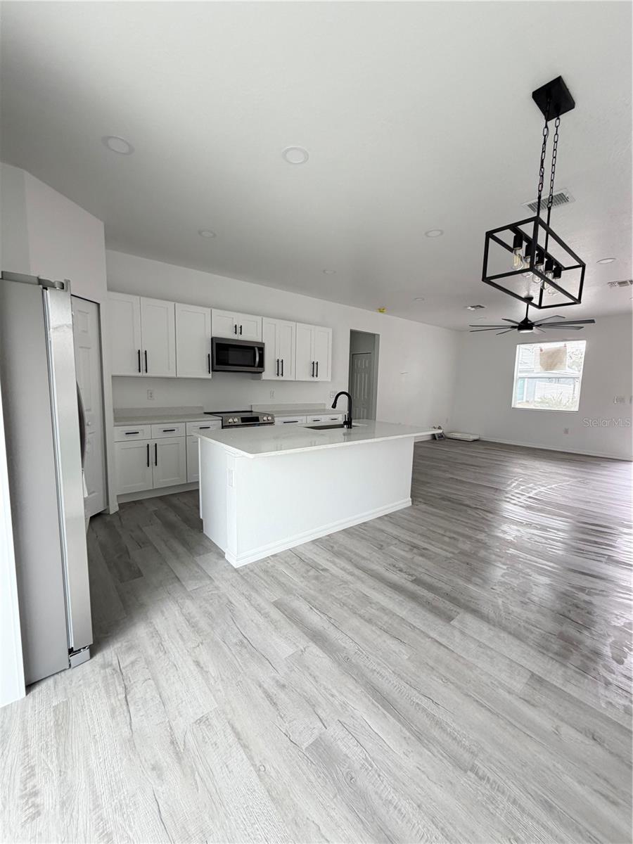 Image 11 of 21 For 1717 Blossom Circle W