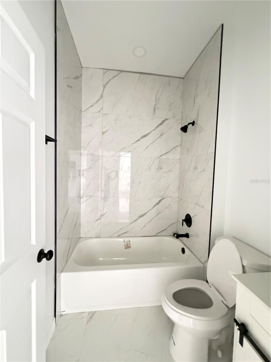 Image 8 of 21 For 1717 Blossom Circle W