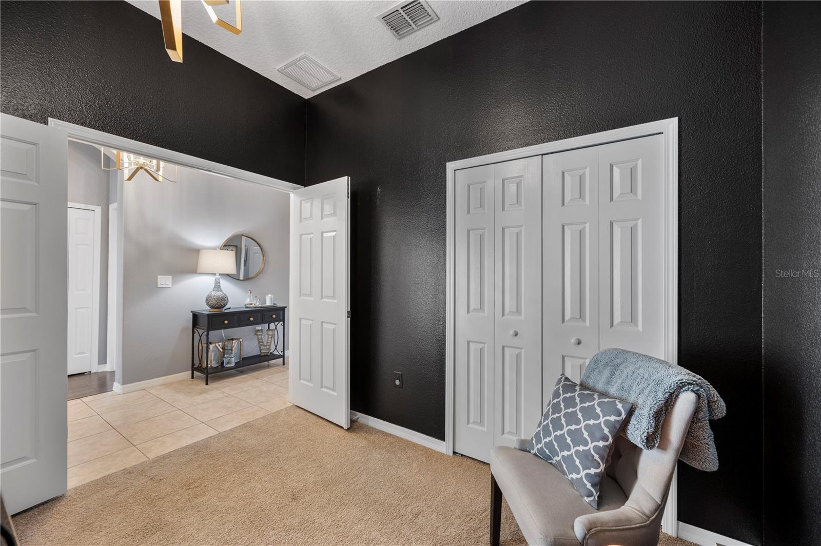 Image 14 of 51 For 2439 Hamlet Circle