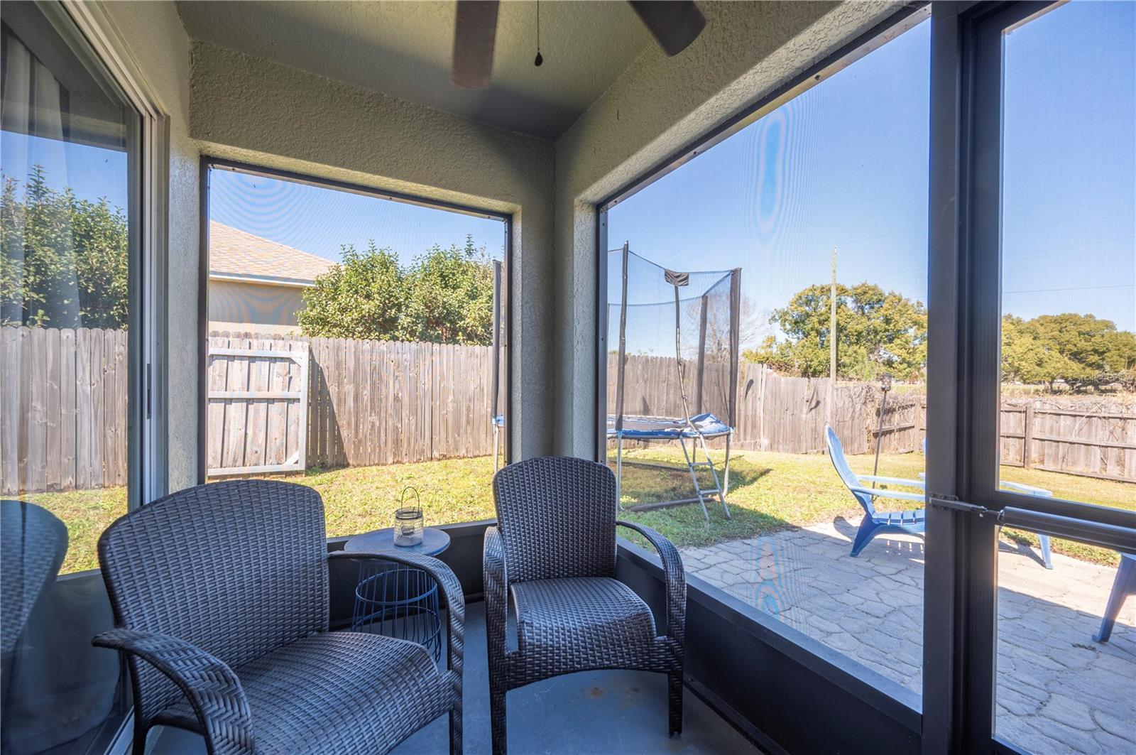 Image 32 of 51 For 2439 Hamlet Circle