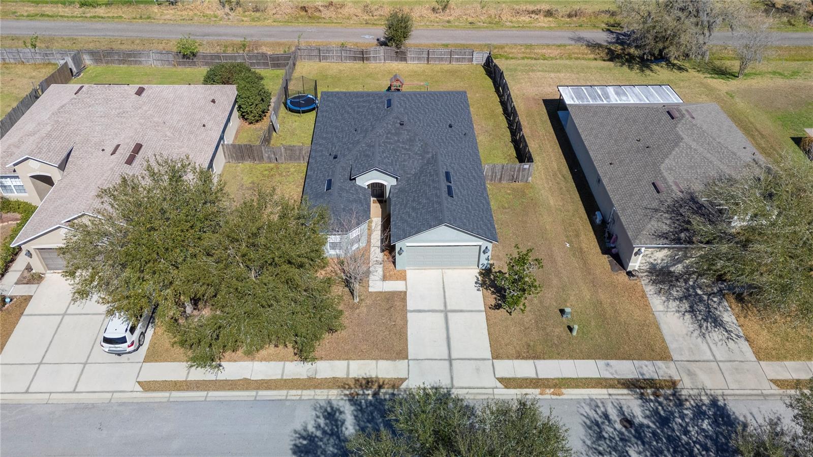 Image 37 of 51 For 2439 Hamlet Circle