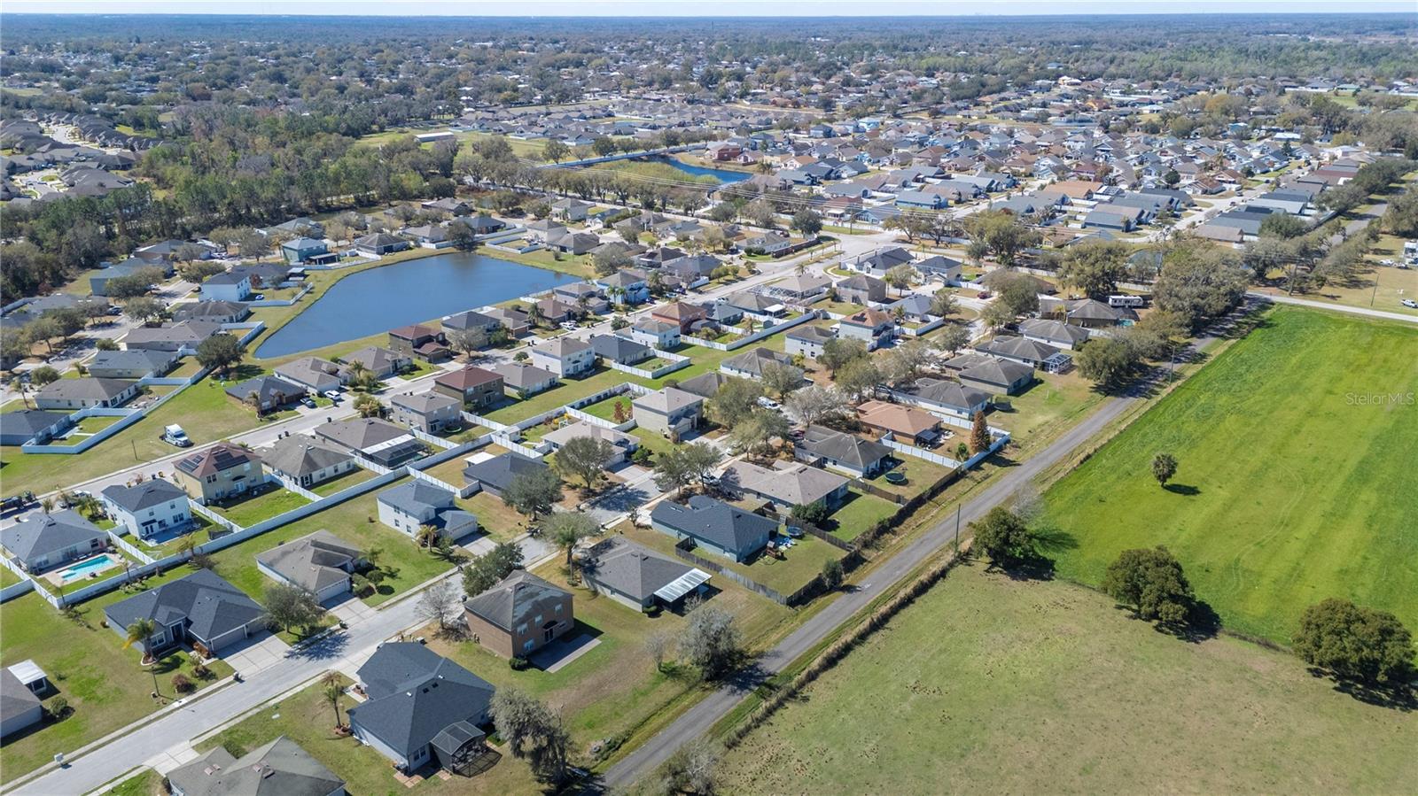 Image 43 of 51 For 2439 Hamlet Circle