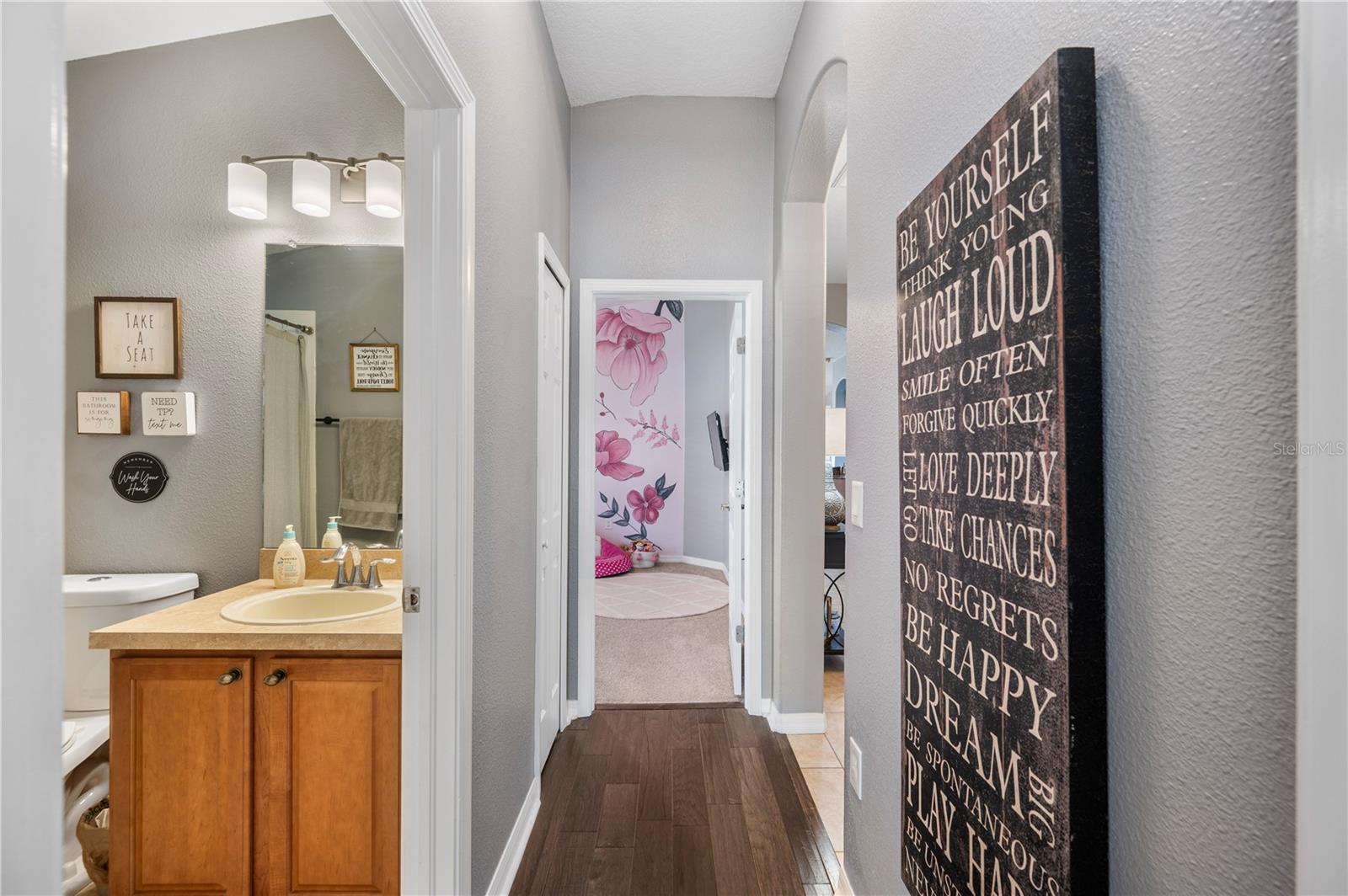 Image 7 of 51 For 2439 Hamlet Circle