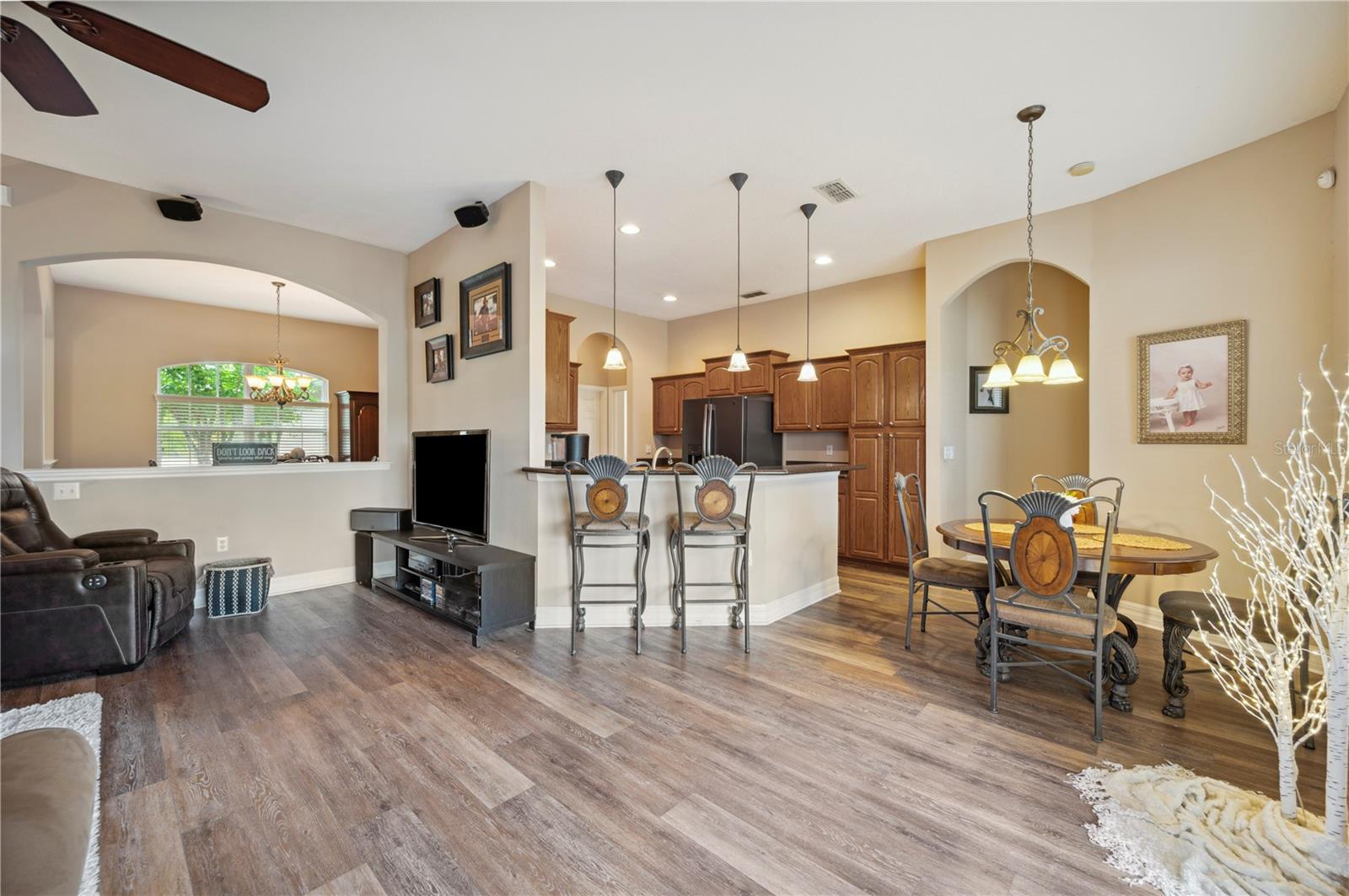 Image 10 of 32 For 6339 Alamanda Hills Drive