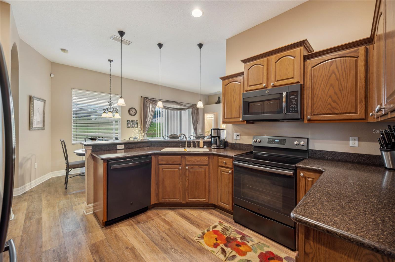 Image 12 of 32 For 6339 Alamanda Hills Drive