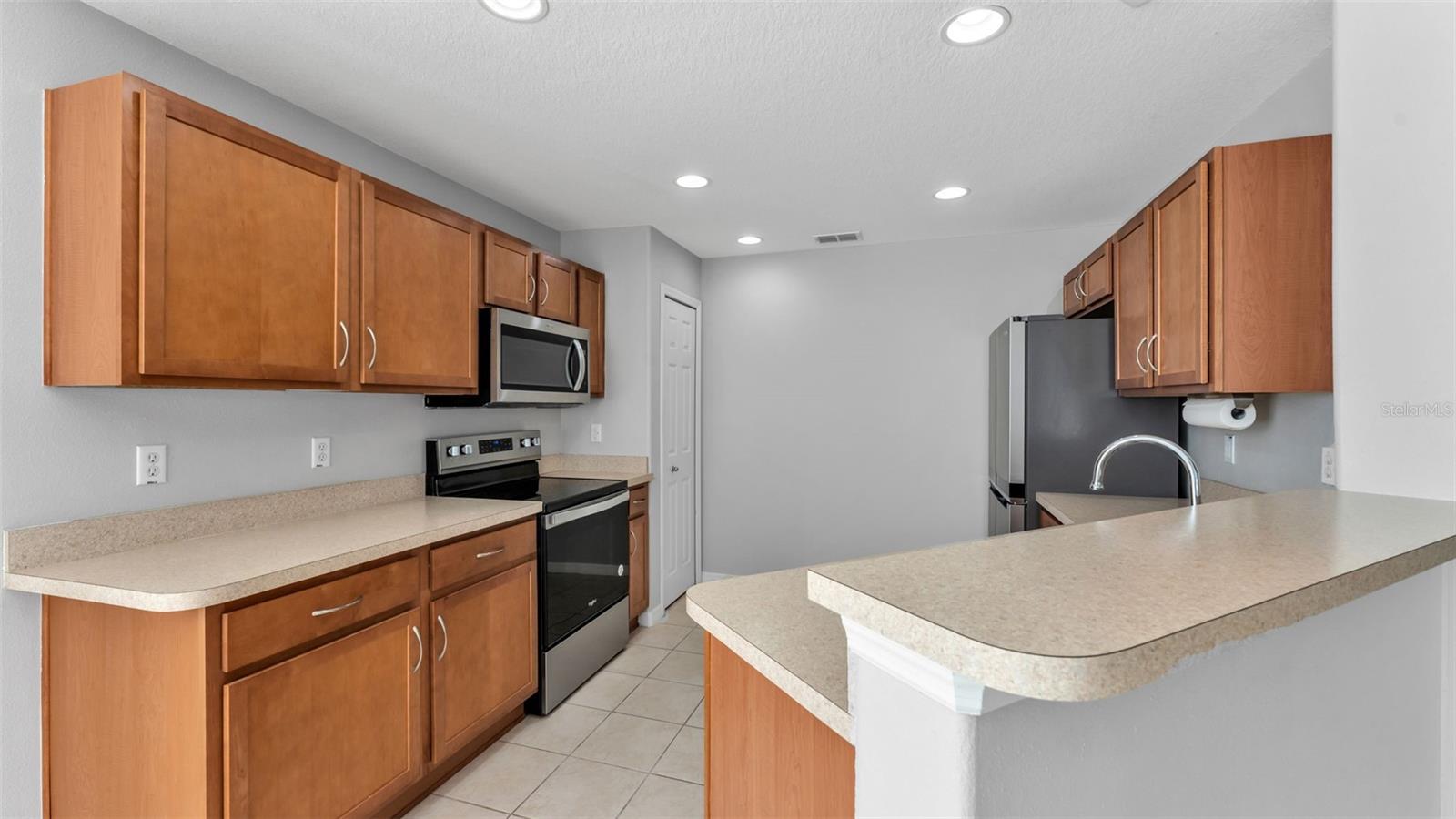 Image 11 of 48 For 3850 Serenade Lane