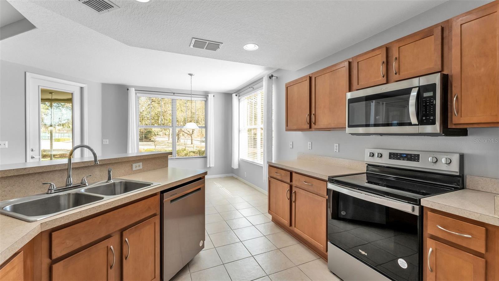 Image 14 of 48 For 3850 Serenade Lane