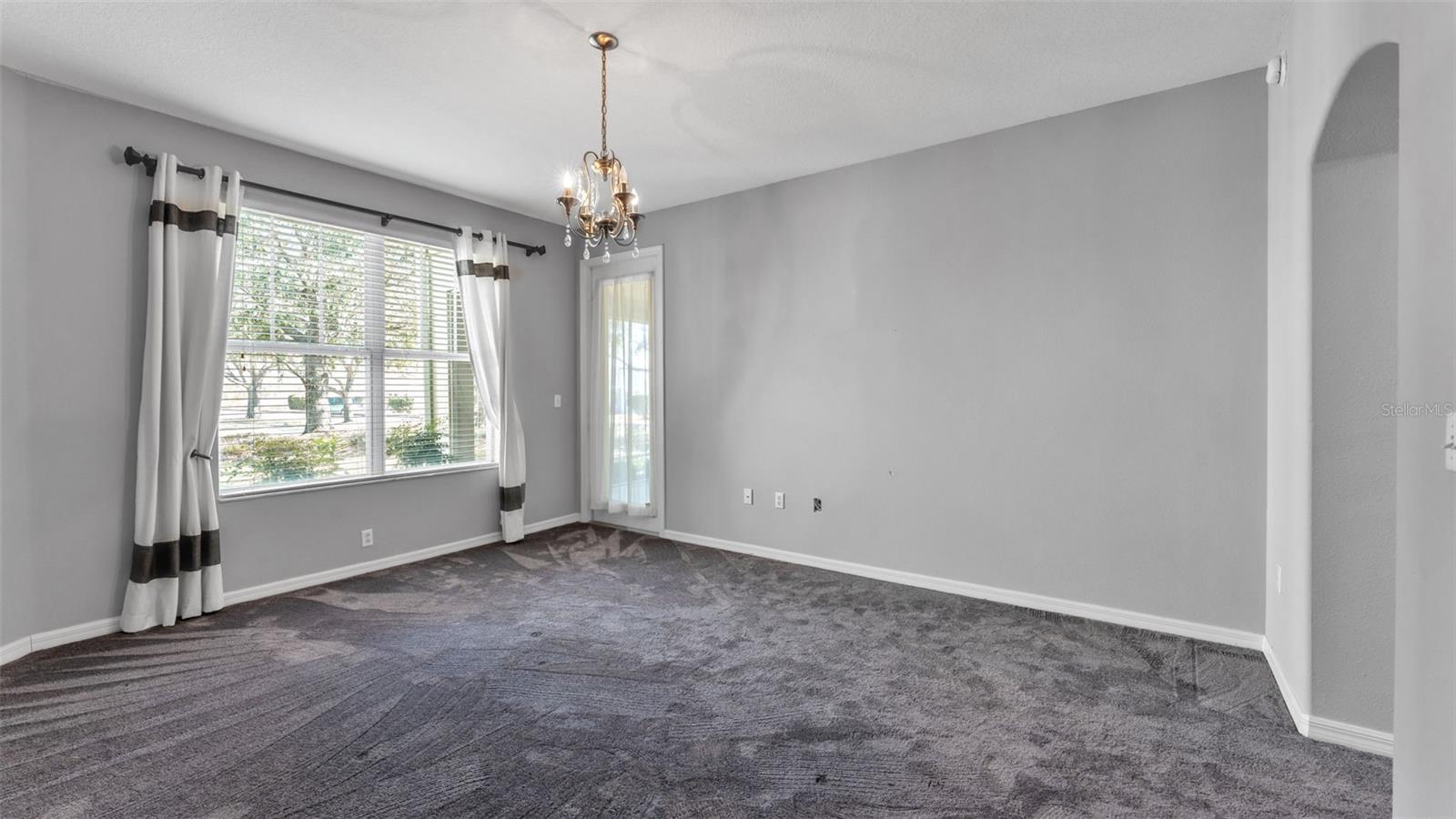 Image 18 of 48 For 3850 Serenade Lane