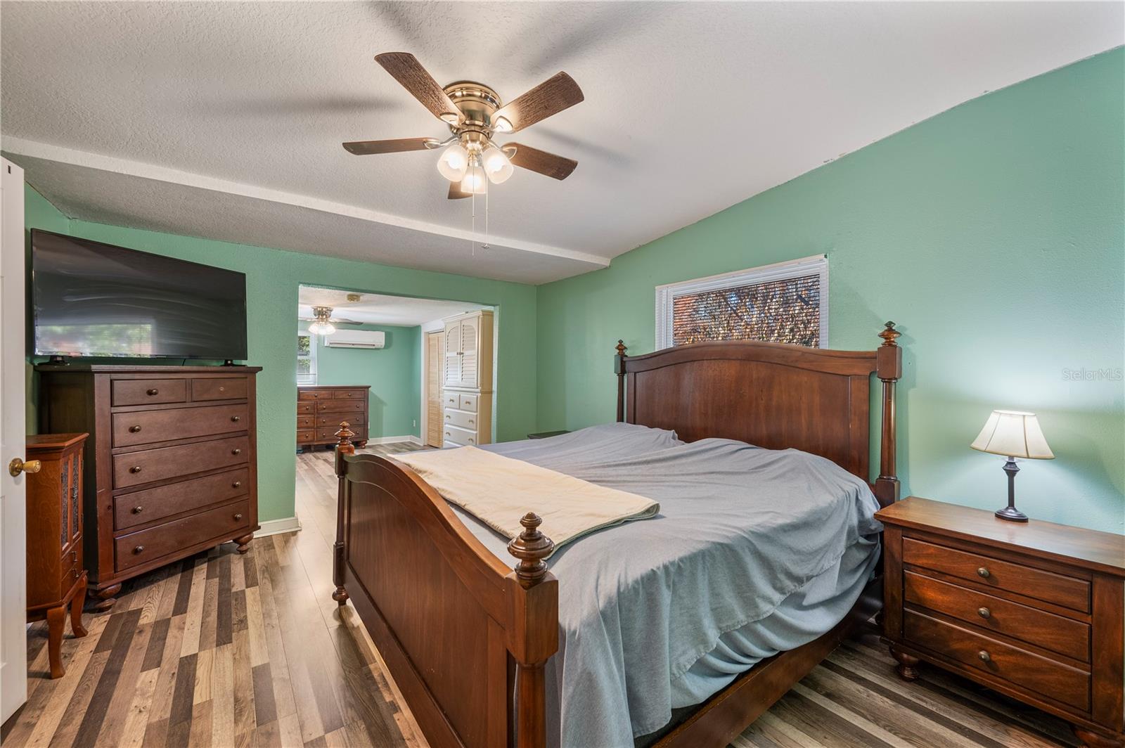 Image 13 of 22 For 219 Beacon Road