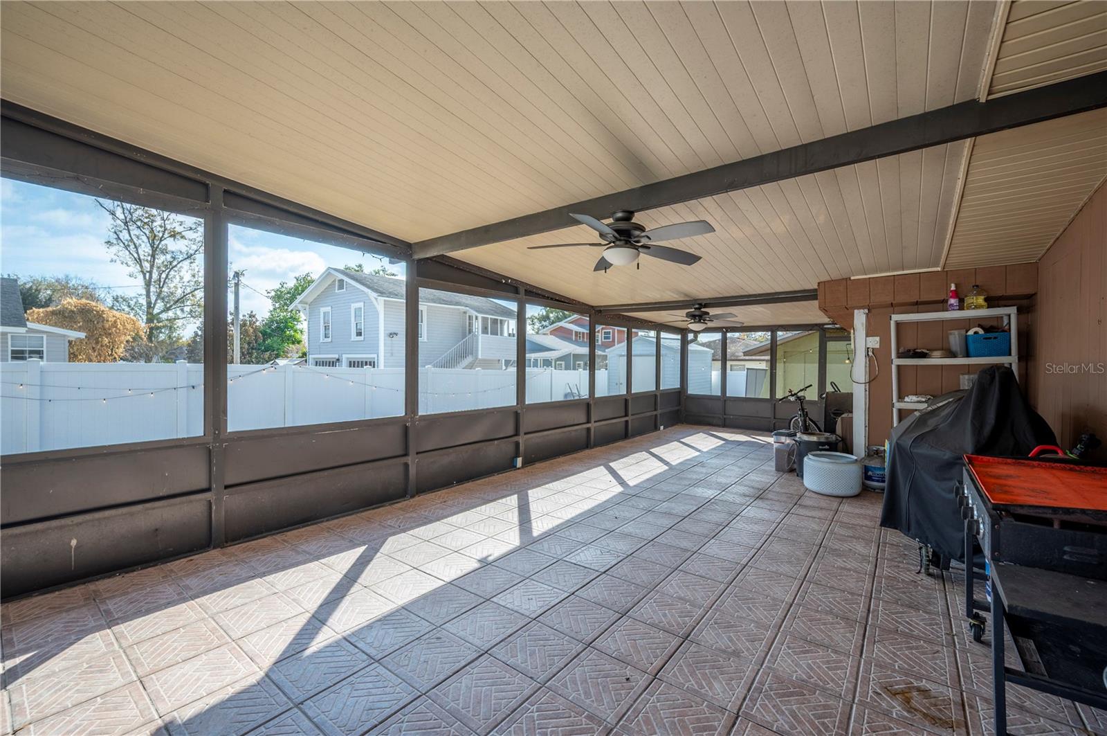 Image 19 of 22 For 219 Beacon Road