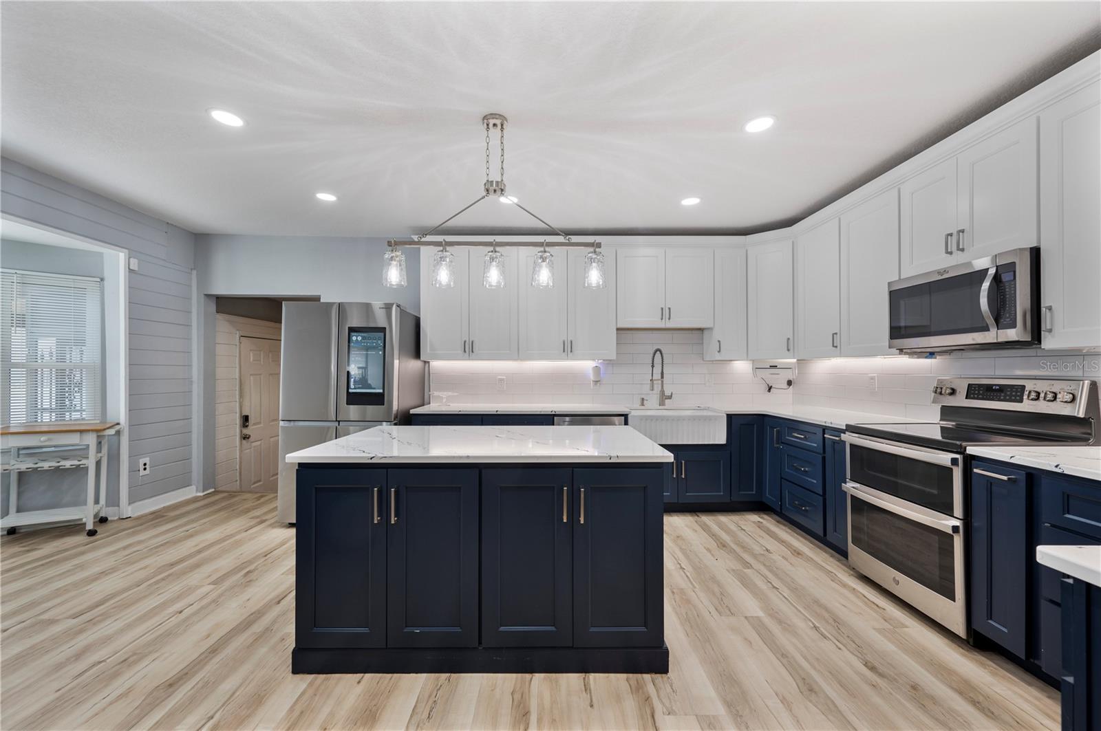 Image 2 of 22 For 219 Beacon Road