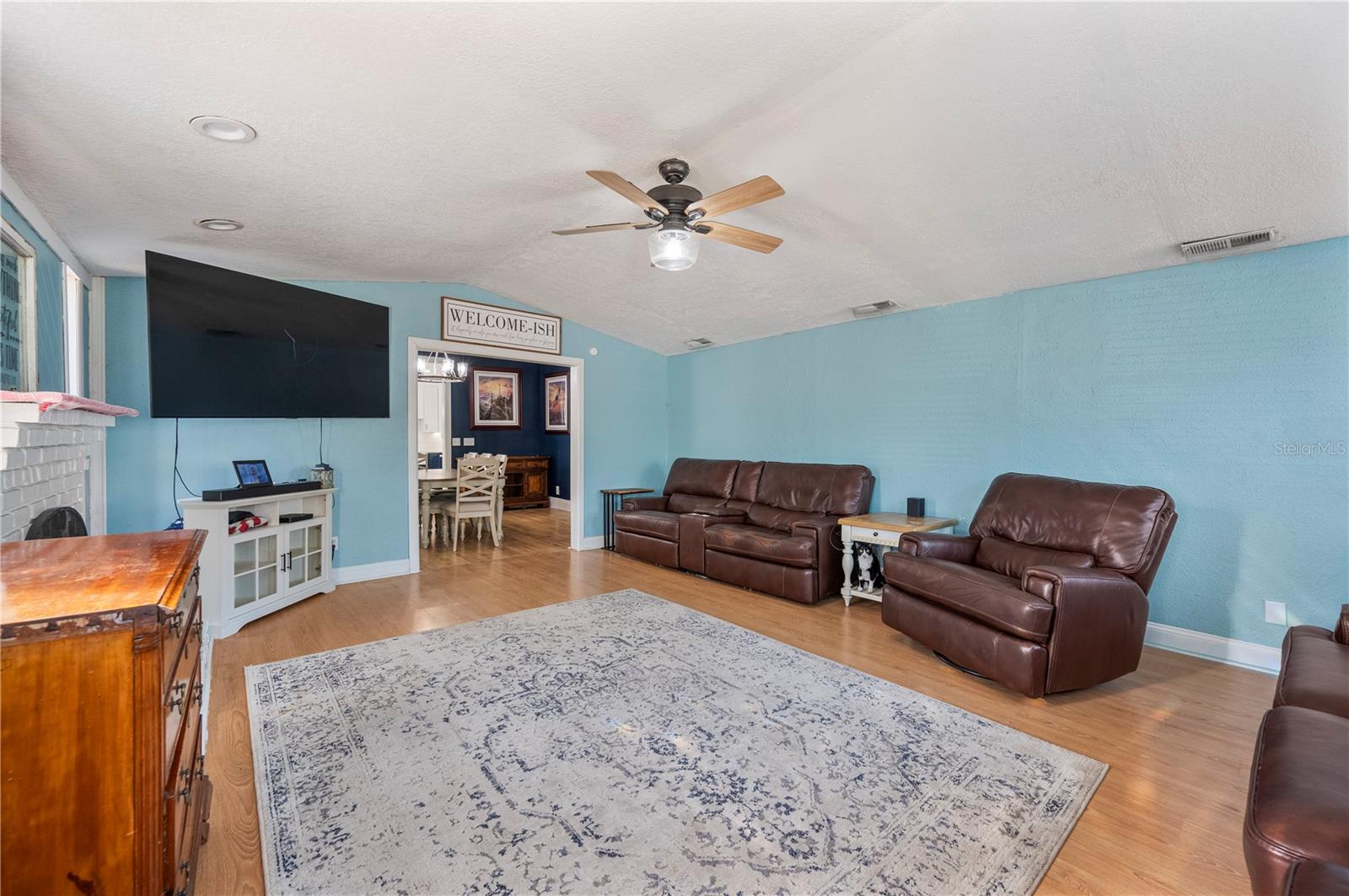 Image 5 of 22 For 219 Beacon Road