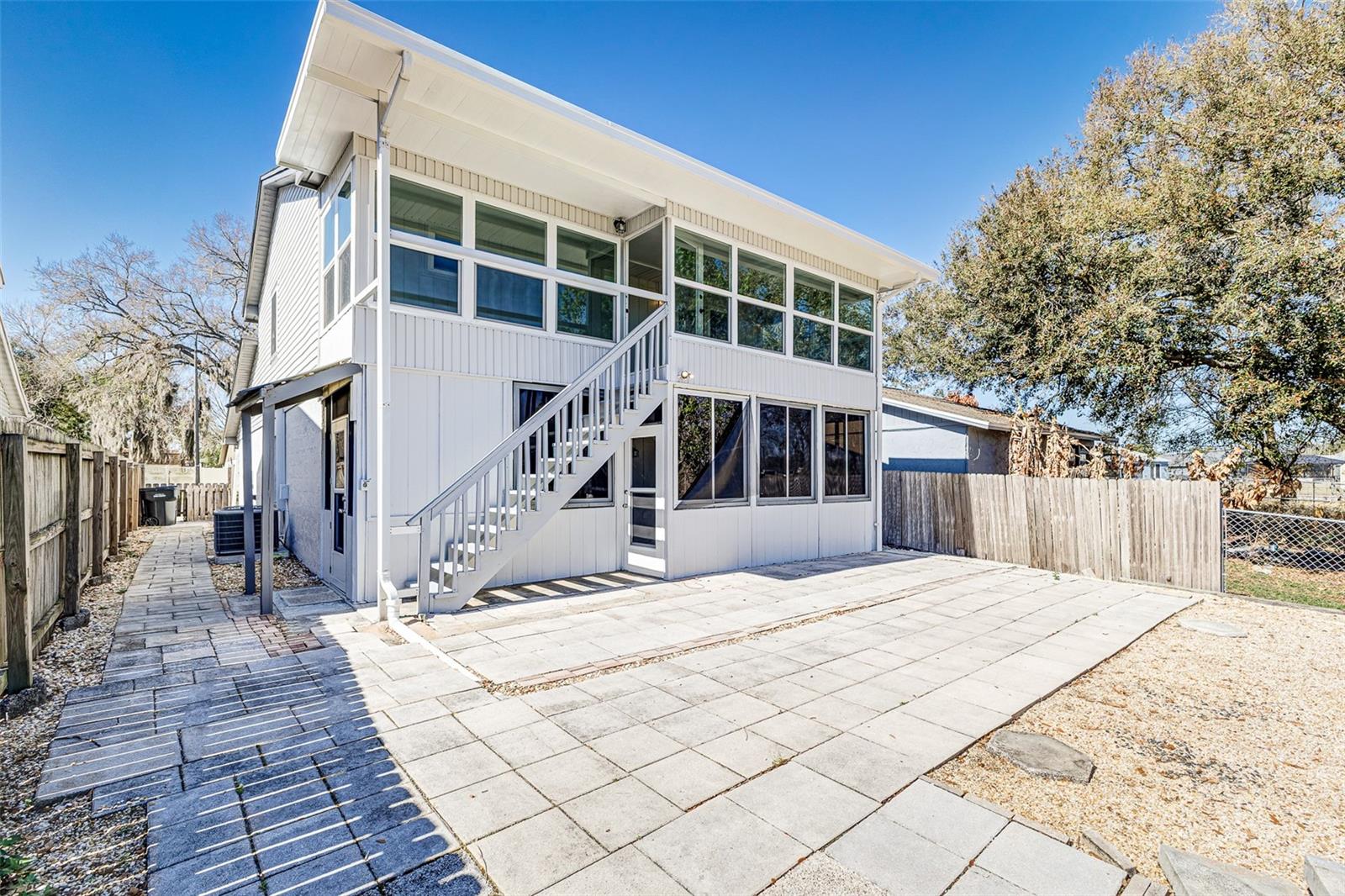 Image 23 of 30 For 265 Lake Thomas Drive