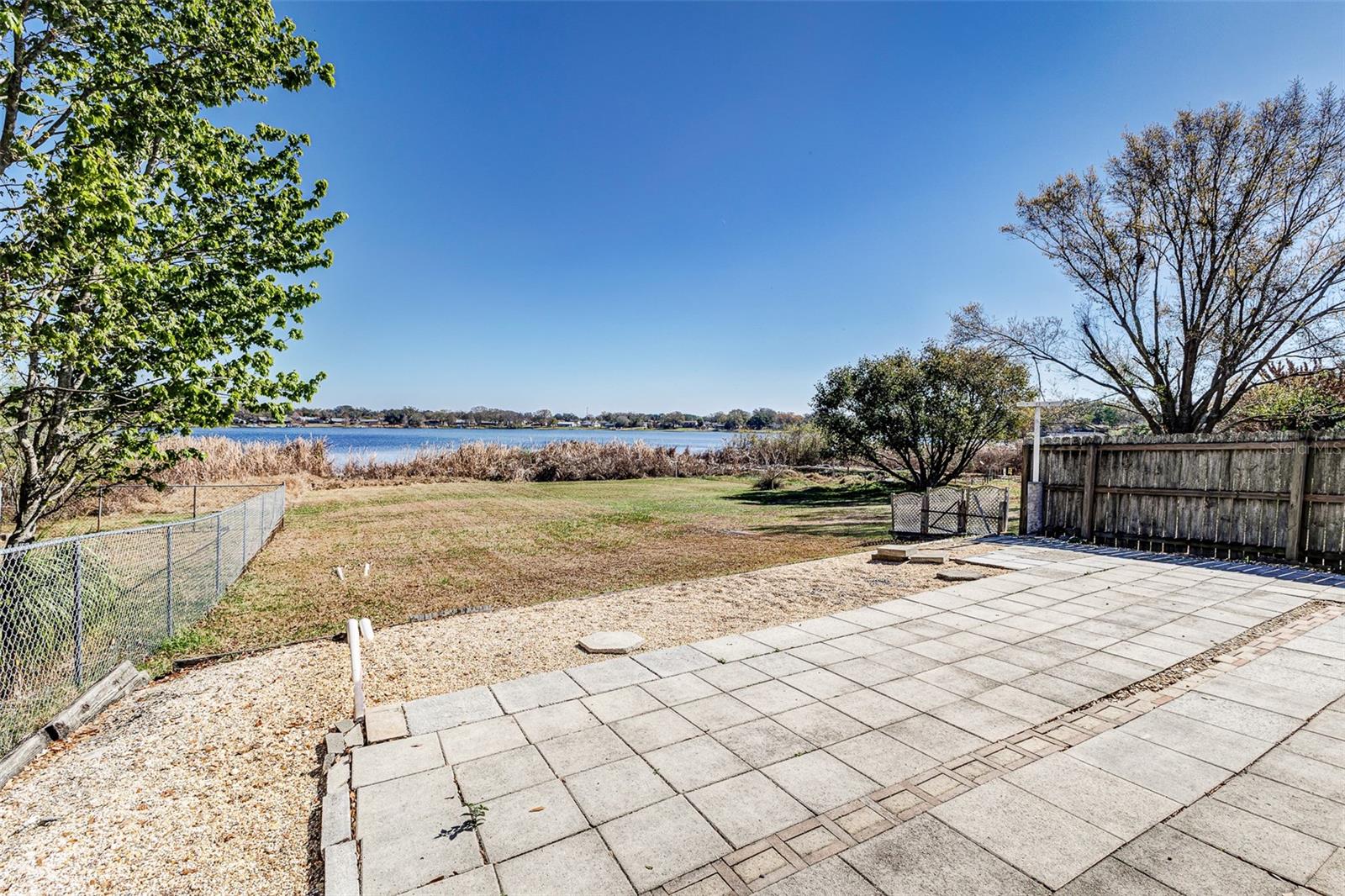 Image 26 of 30 For 265 Lake Thomas Drive