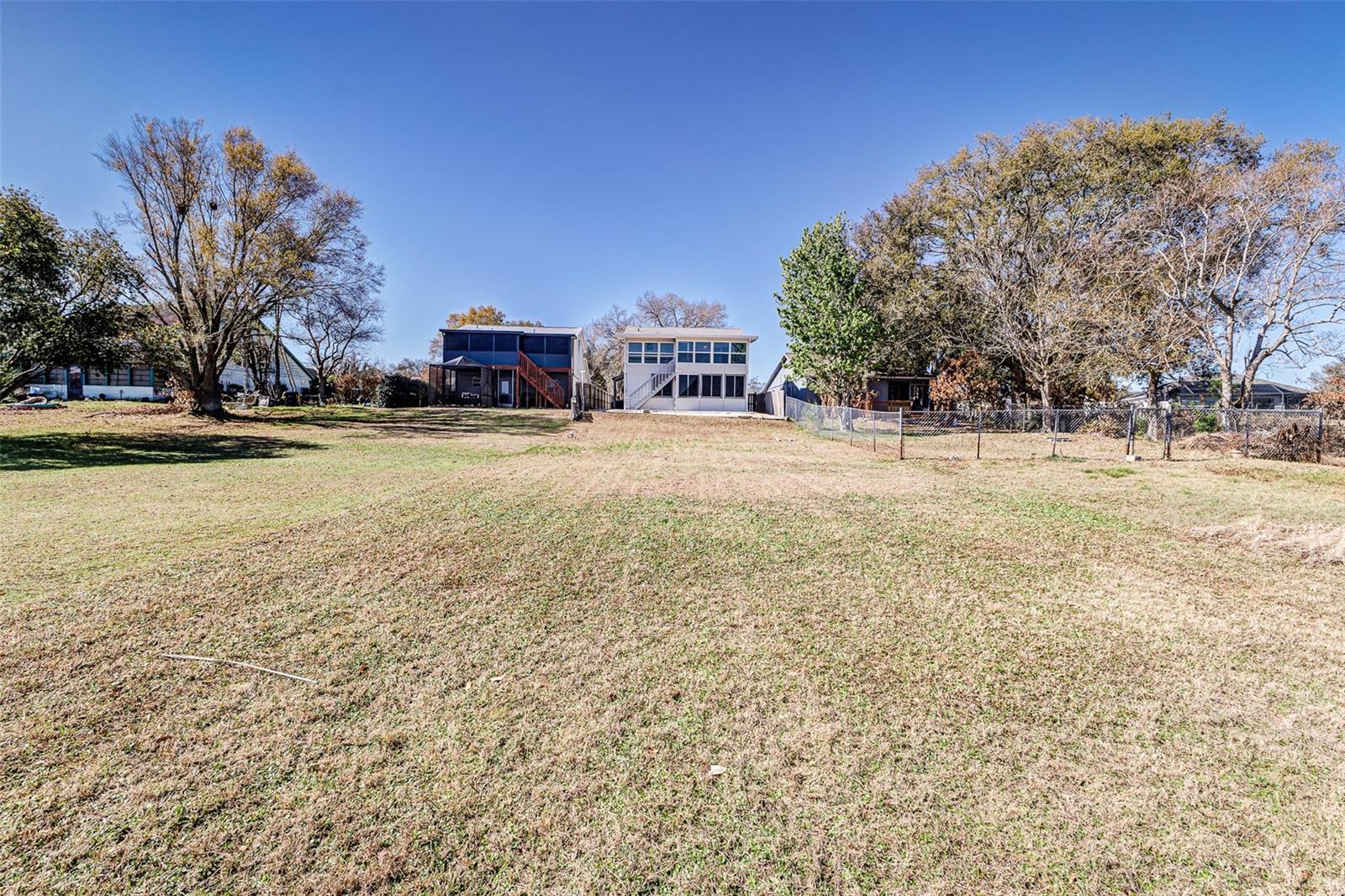 Image 27 of 30 For 265 Lake Thomas Drive