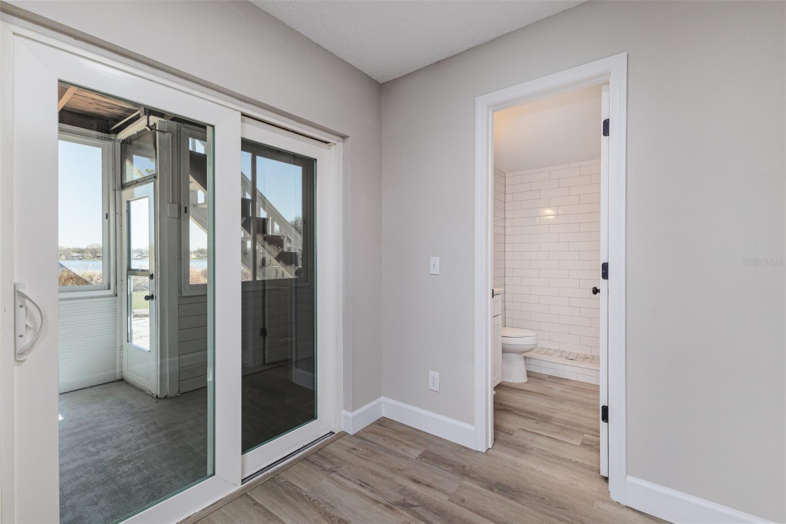 Image 4 of 30 For 265 Lake Thomas Drive