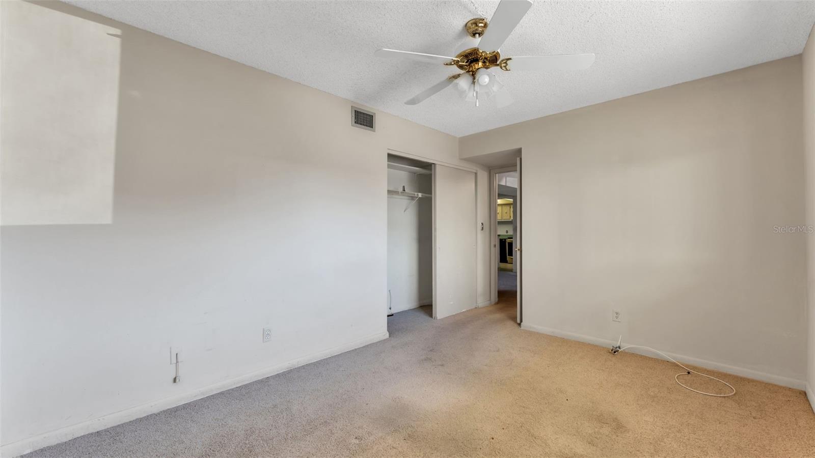 Image 16 of 40 For 1130 Lake Parker Avenue A109