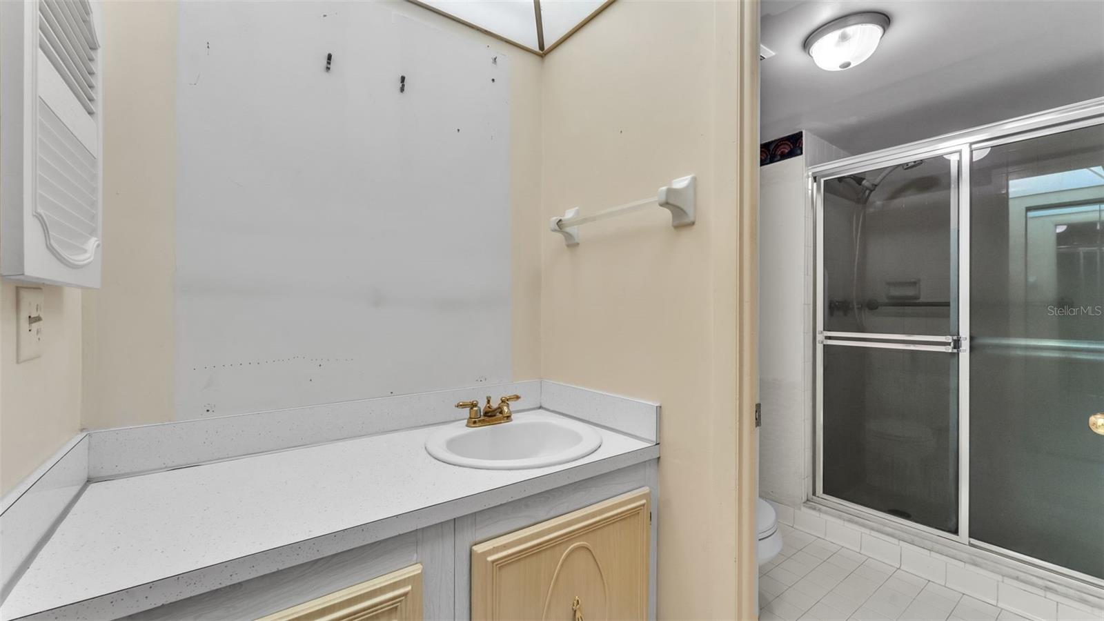 Image 17 of 40 For 1130 Lake Parker Avenue A109