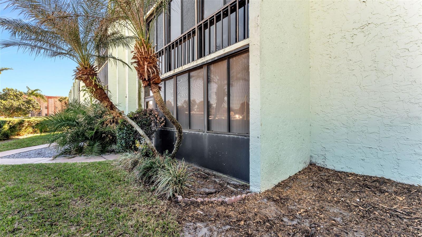 Image 28 of 40 For 1130 Lake Parker Avenue A109