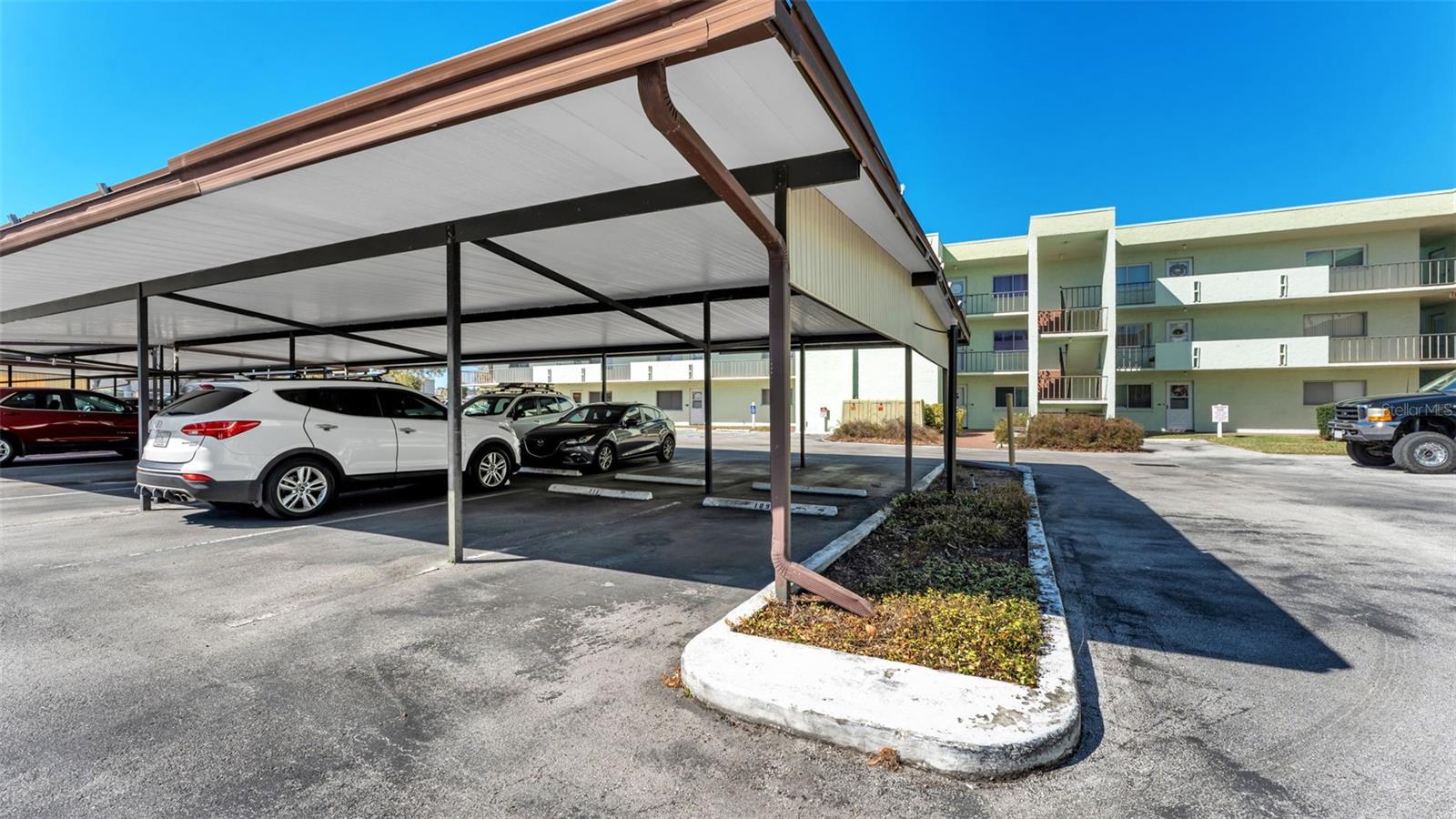 Image 29 of 40 For 1130 Lake Parker Avenue A109