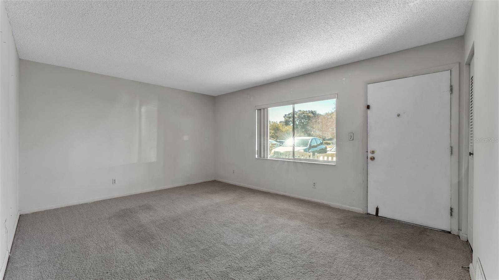 Image 6 of 40 For 1130 Lake Parker Avenue A109