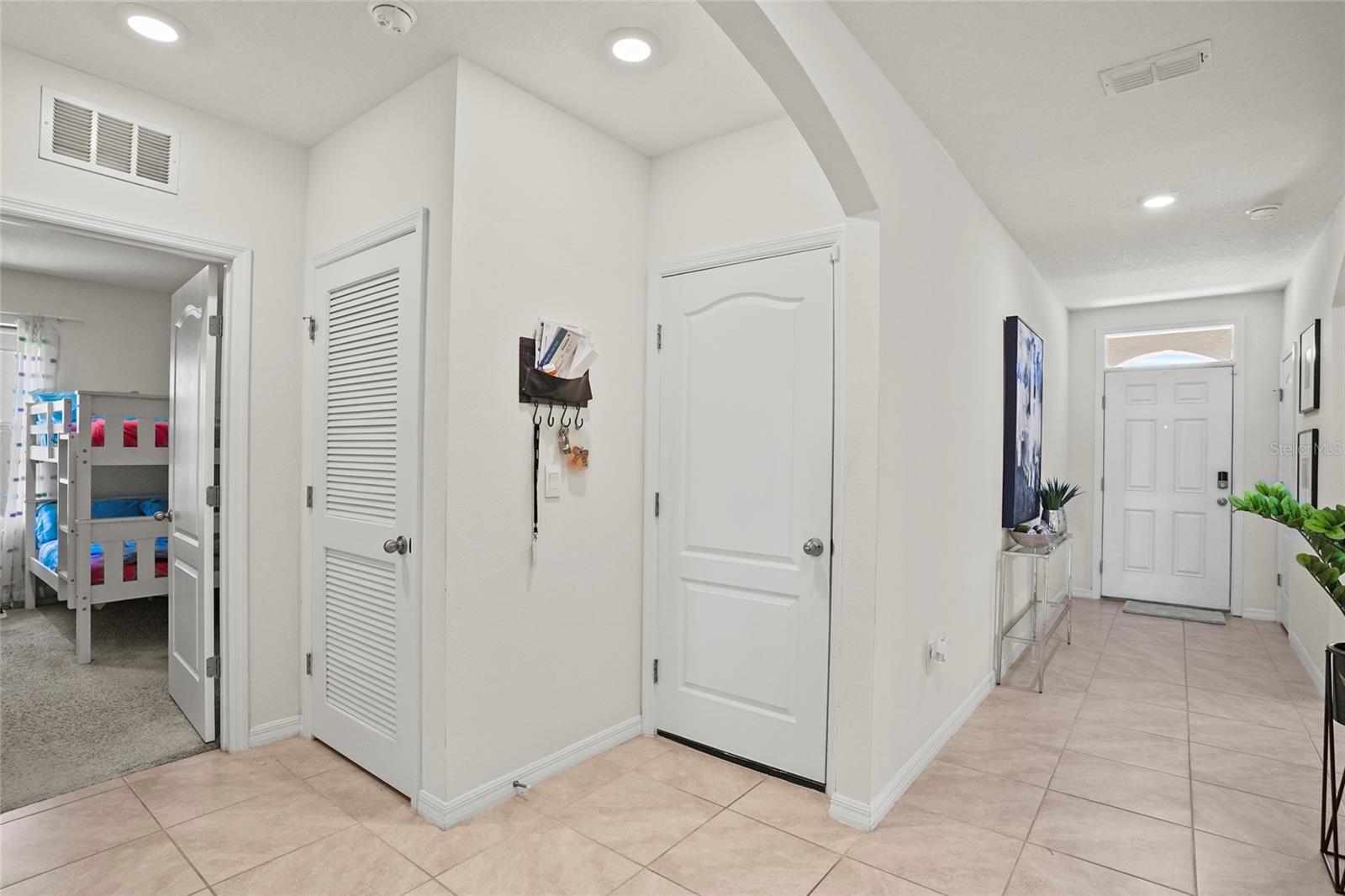 Image 19 of 48 For 5740 Grey Granite Way