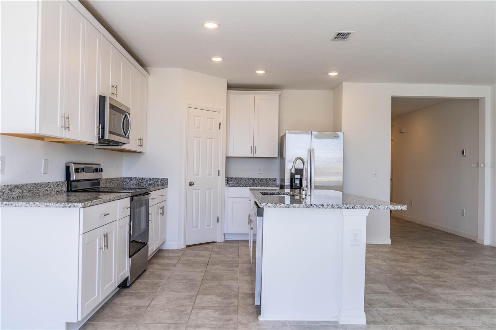 Image 13 of 63 For 1131 Foreshore Lane