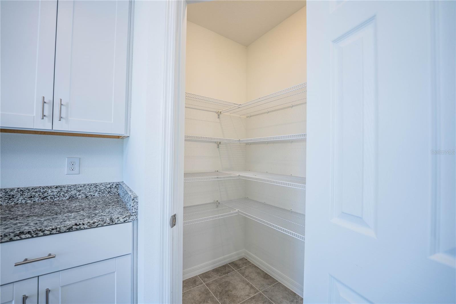 Image 21 of 63 For 1131 Foreshore Lane