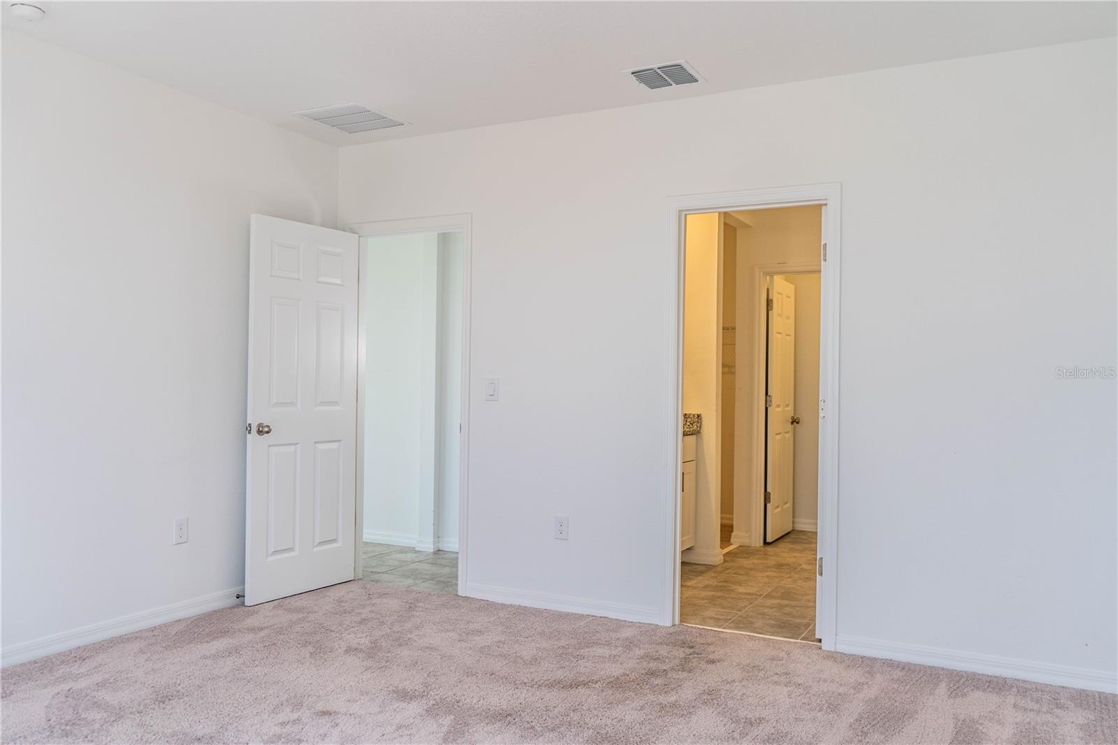 Image 24 of 63 For 1131 Foreshore Lane