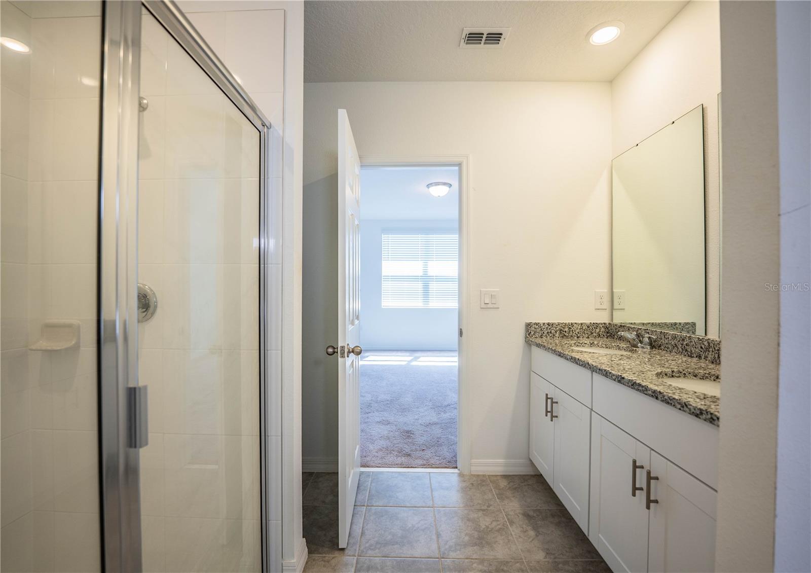 Image 30 of 63 For 1131 Foreshore Lane