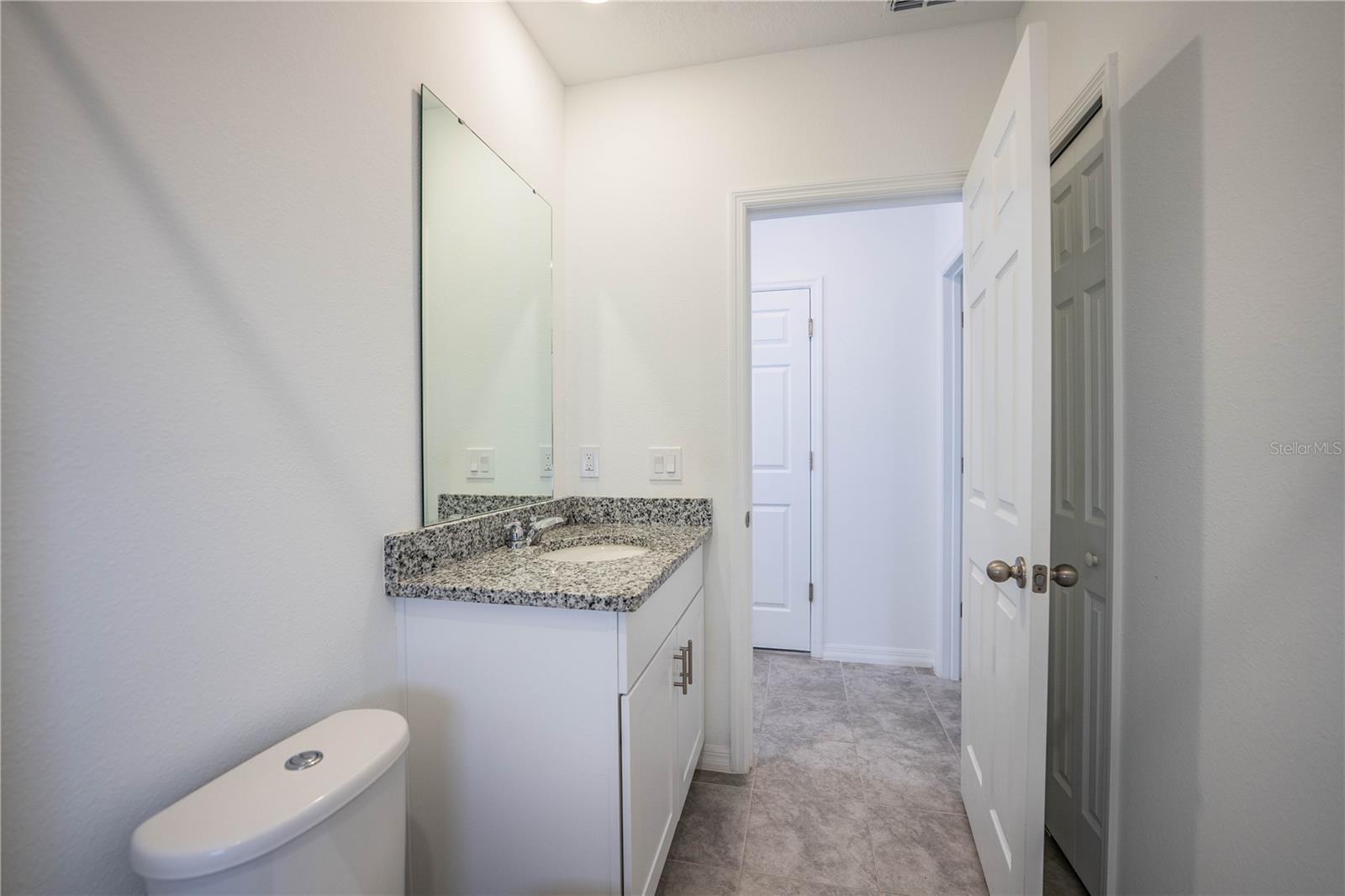 Image 36 of 63 For 1131 Foreshore Lane