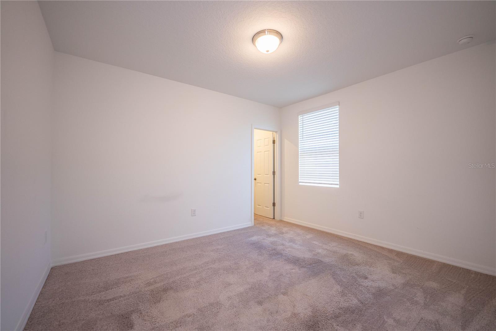 Image 38 of 63 For 1131 Foreshore Lane