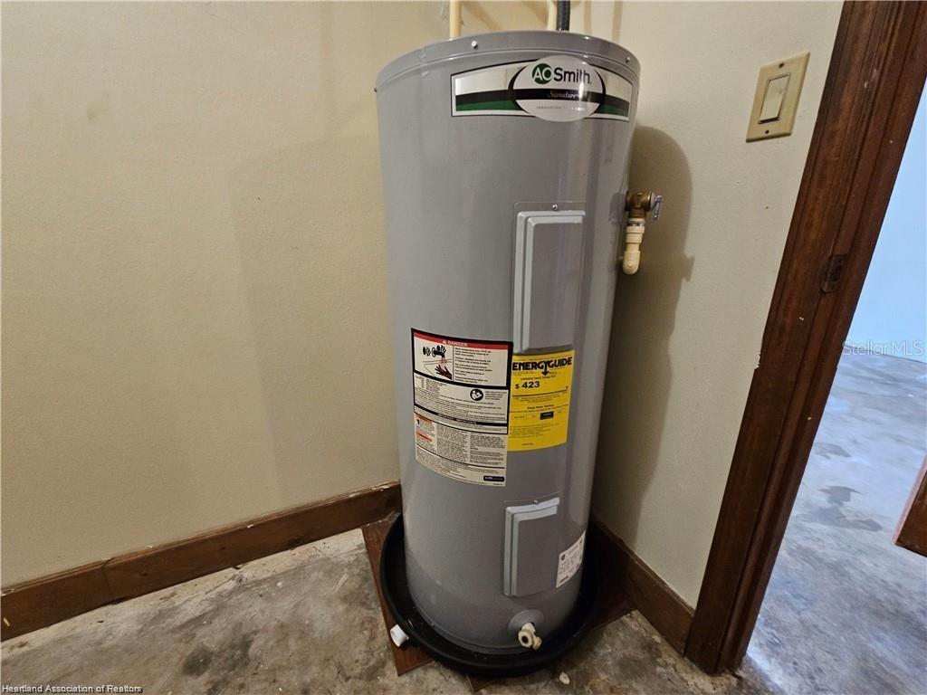 Image 12 of 30 For 511 Elgin Street