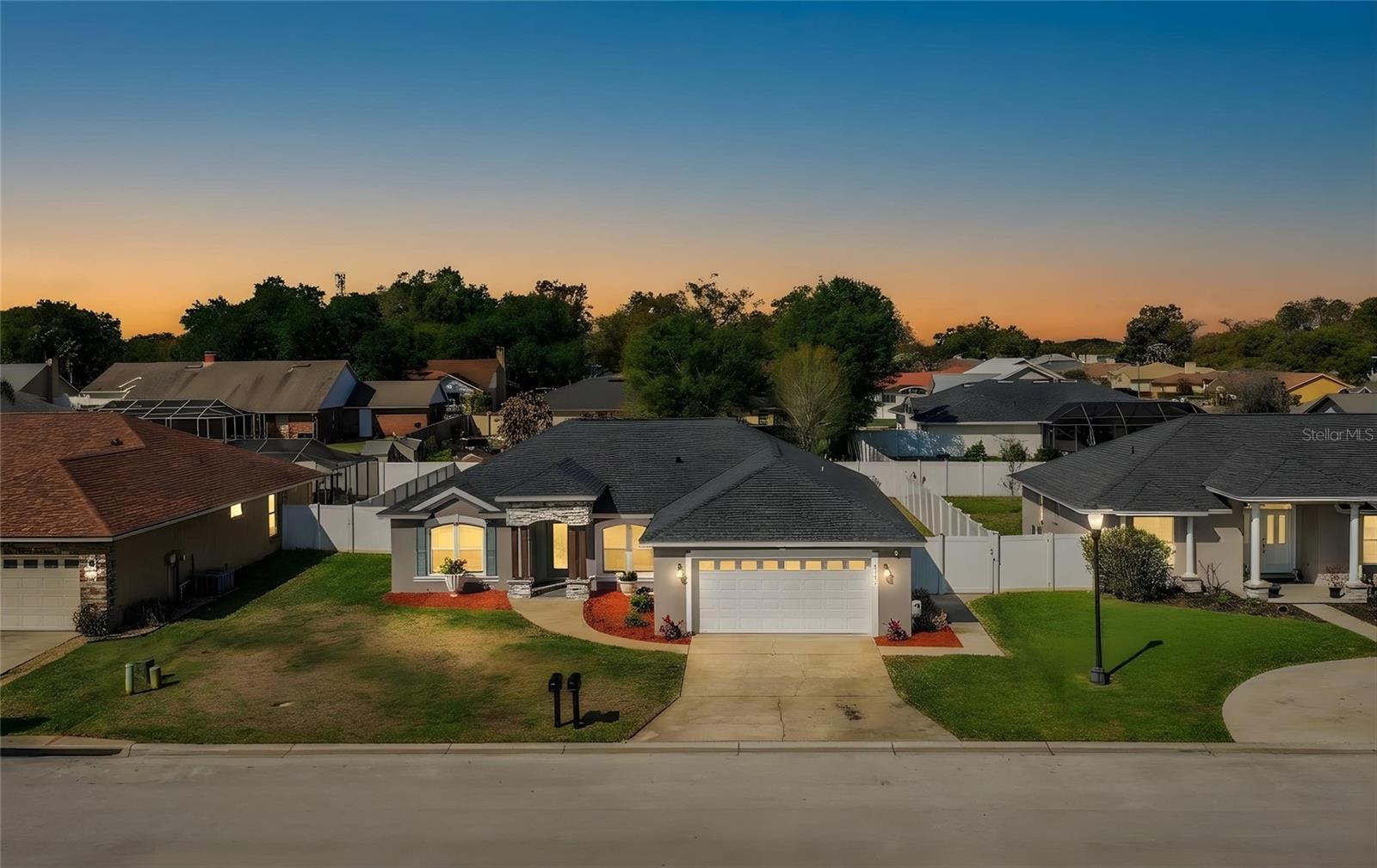 Image 2 of 48 For 7144 Remington Oaks Loop