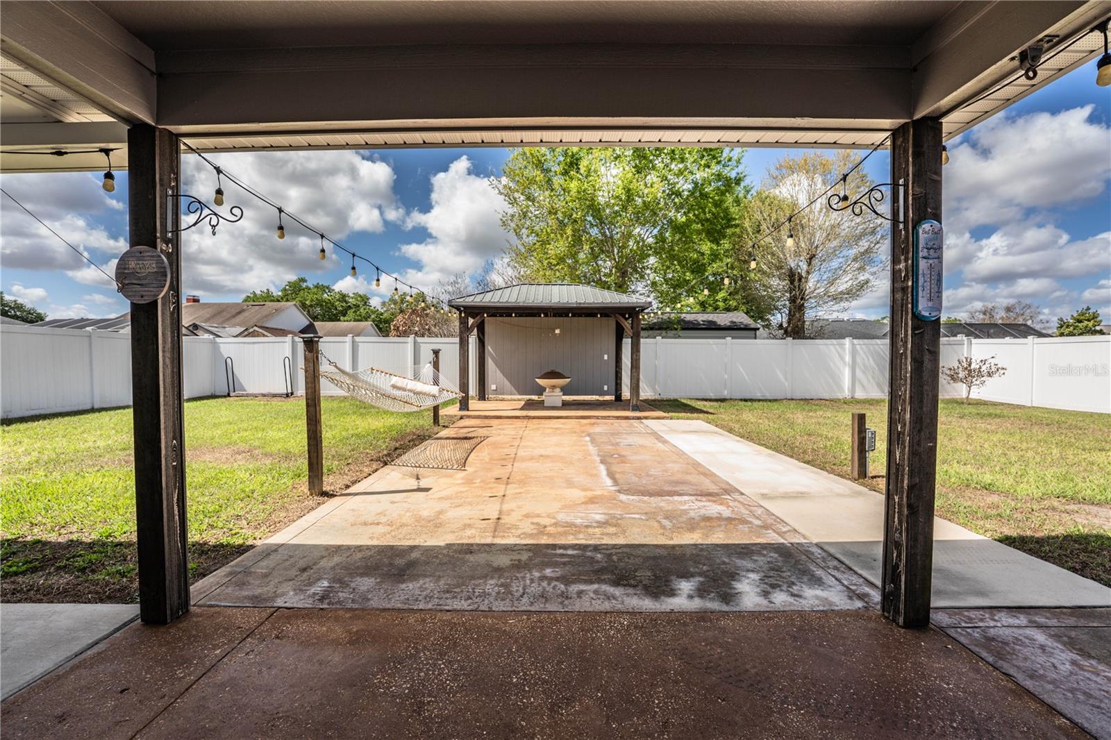 Image 37 of 48 For 7144 Remington Oaks Loop